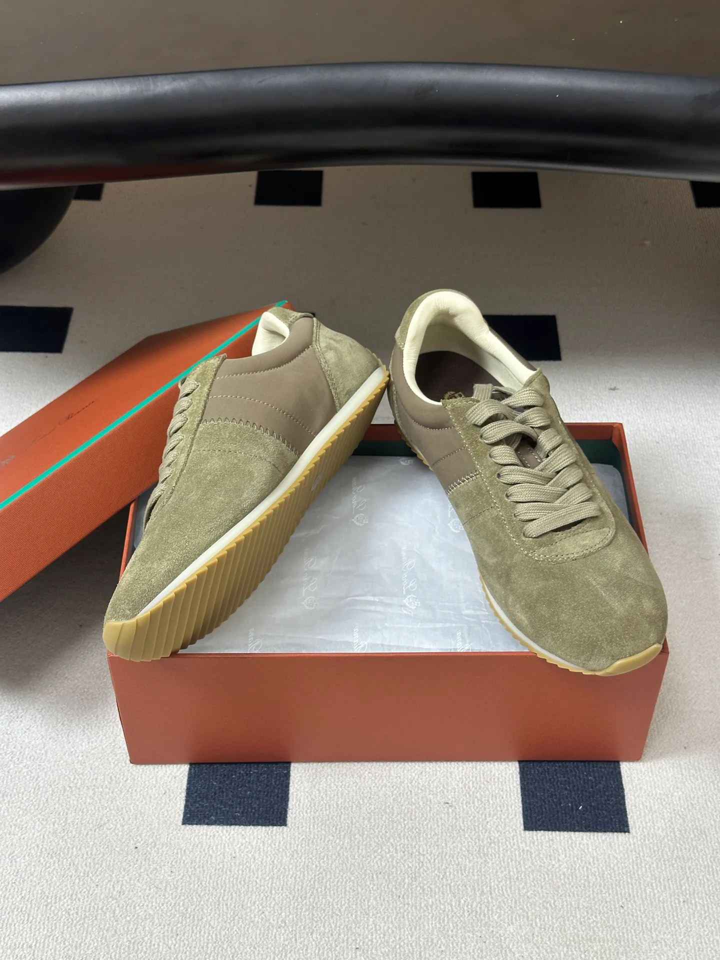 Women's Sneakers LORO PIANA 17338380