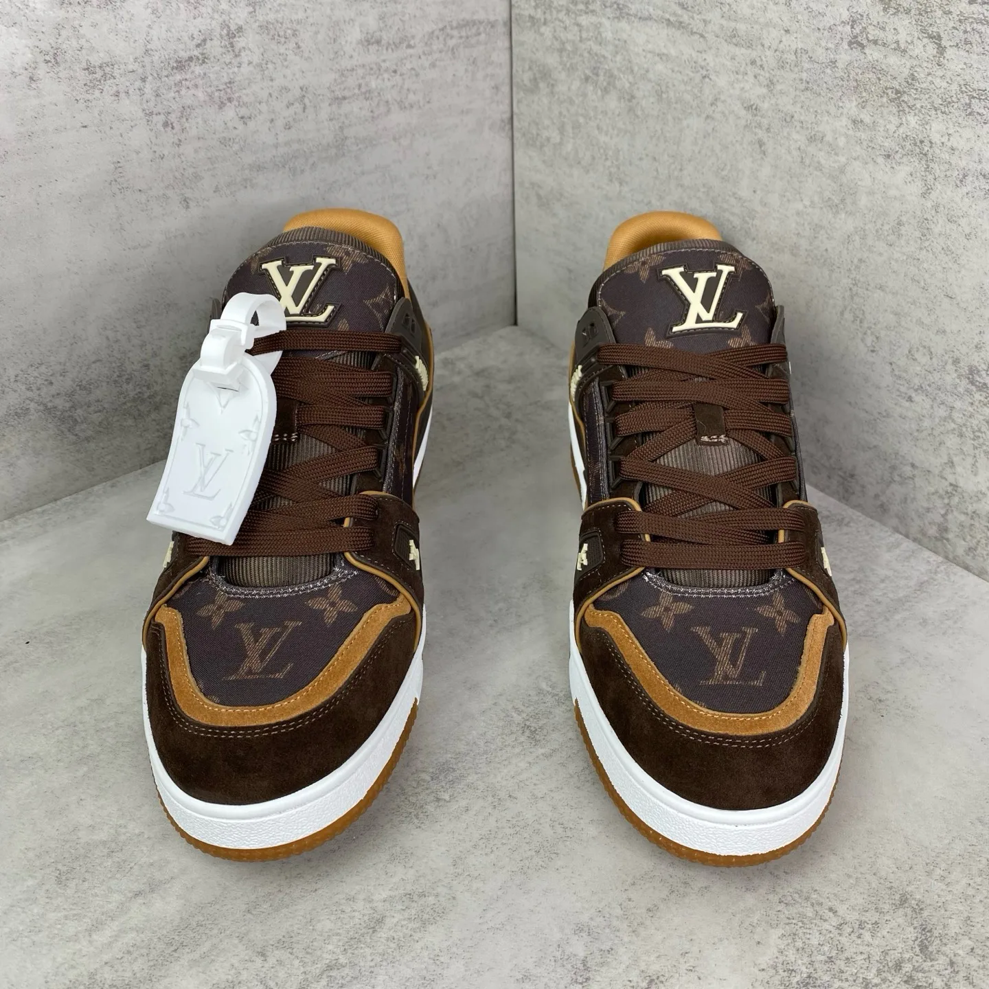 Women's Sneakers LOUIS VUITTON 17961745