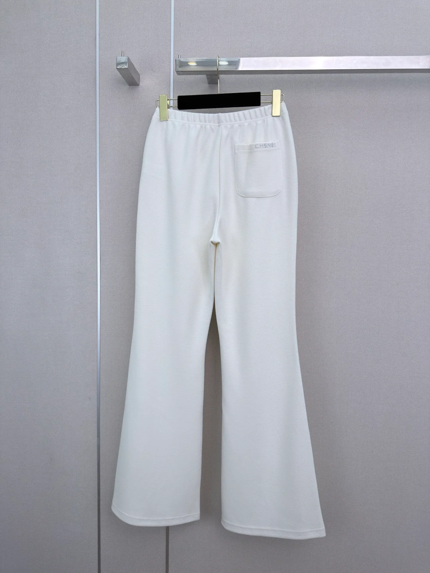 Women's Trousers CHANEL 18138155