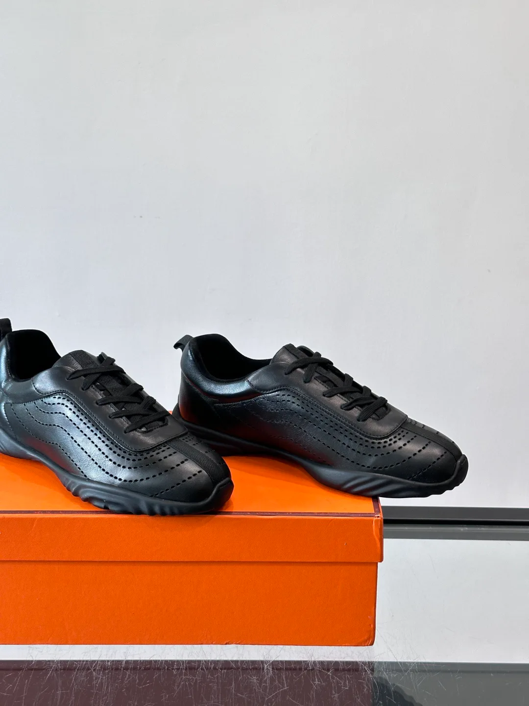 Women's Sneakers HERMES 17439913