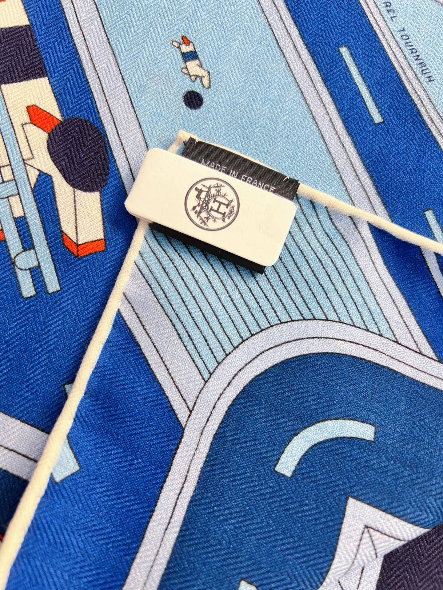 Silk Scarves HERMES 18468983