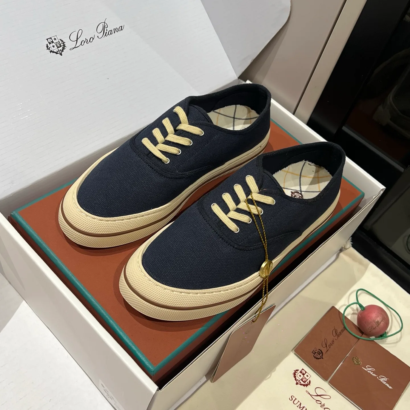 Women's Canvas Shoes LORO PIANA 17415045