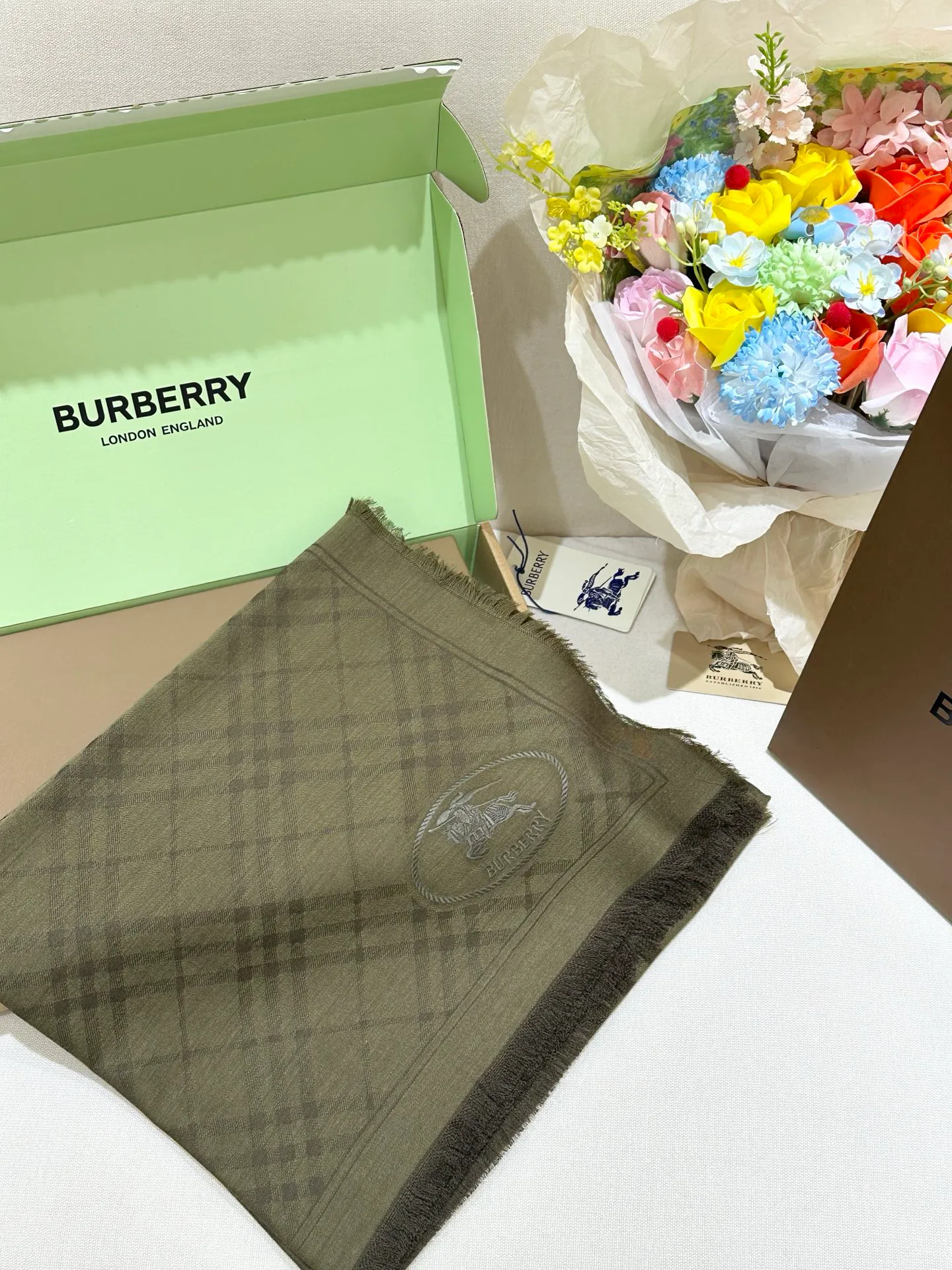 Scarves BURBERRY 17916826