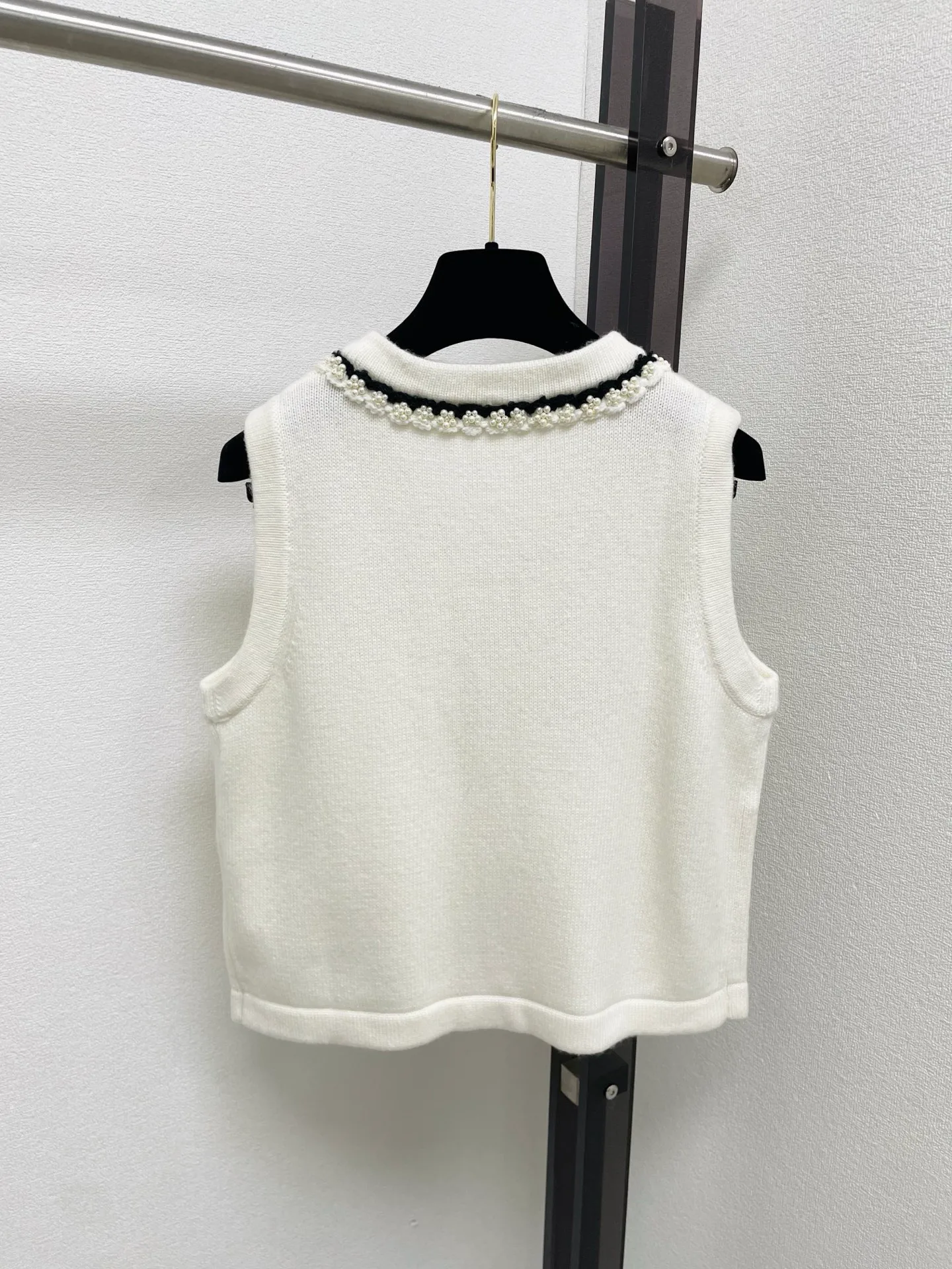 Women's Vests CHANEL 17696374
