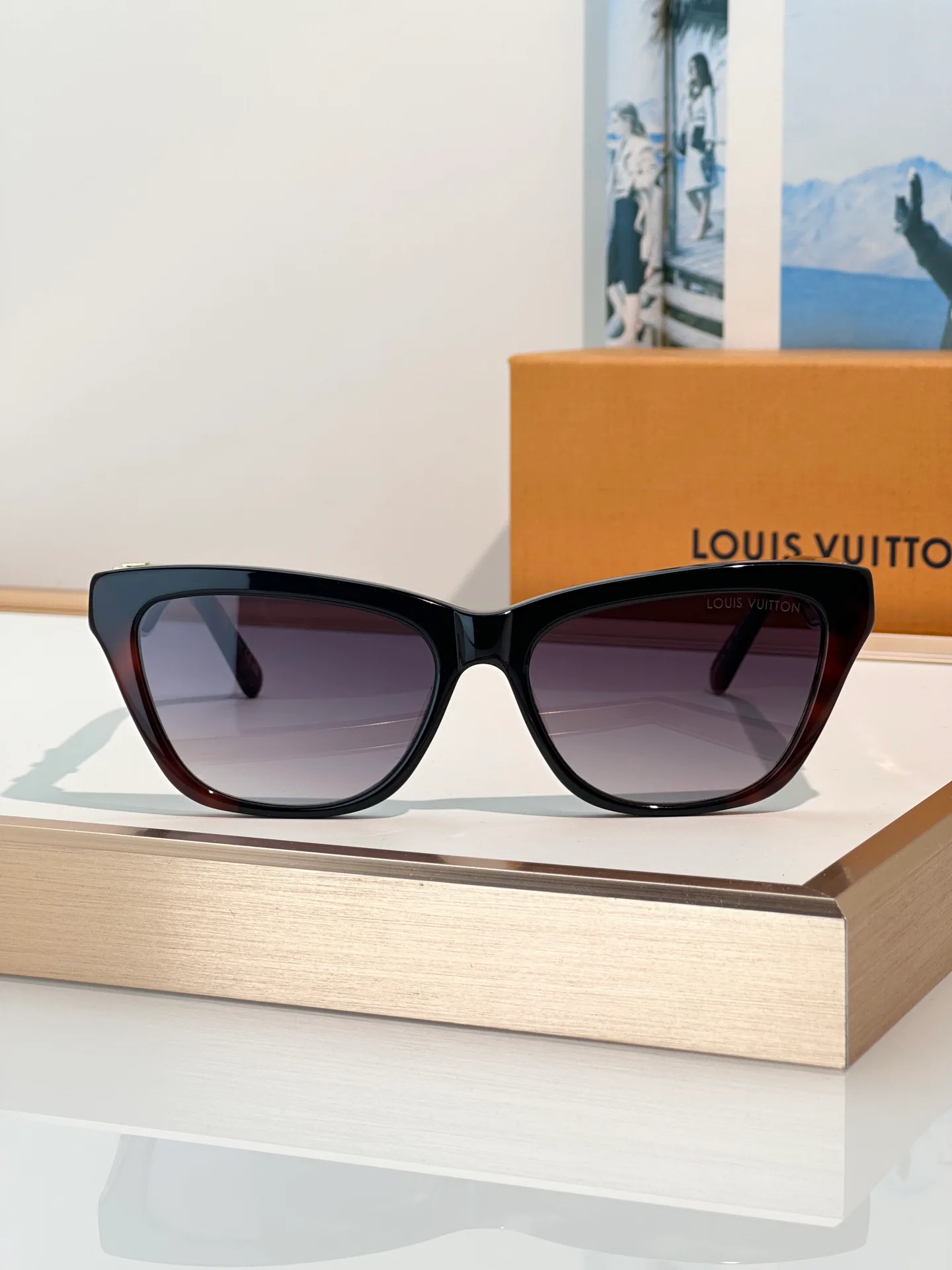 Glasses LOUIS VUITTON 18095234