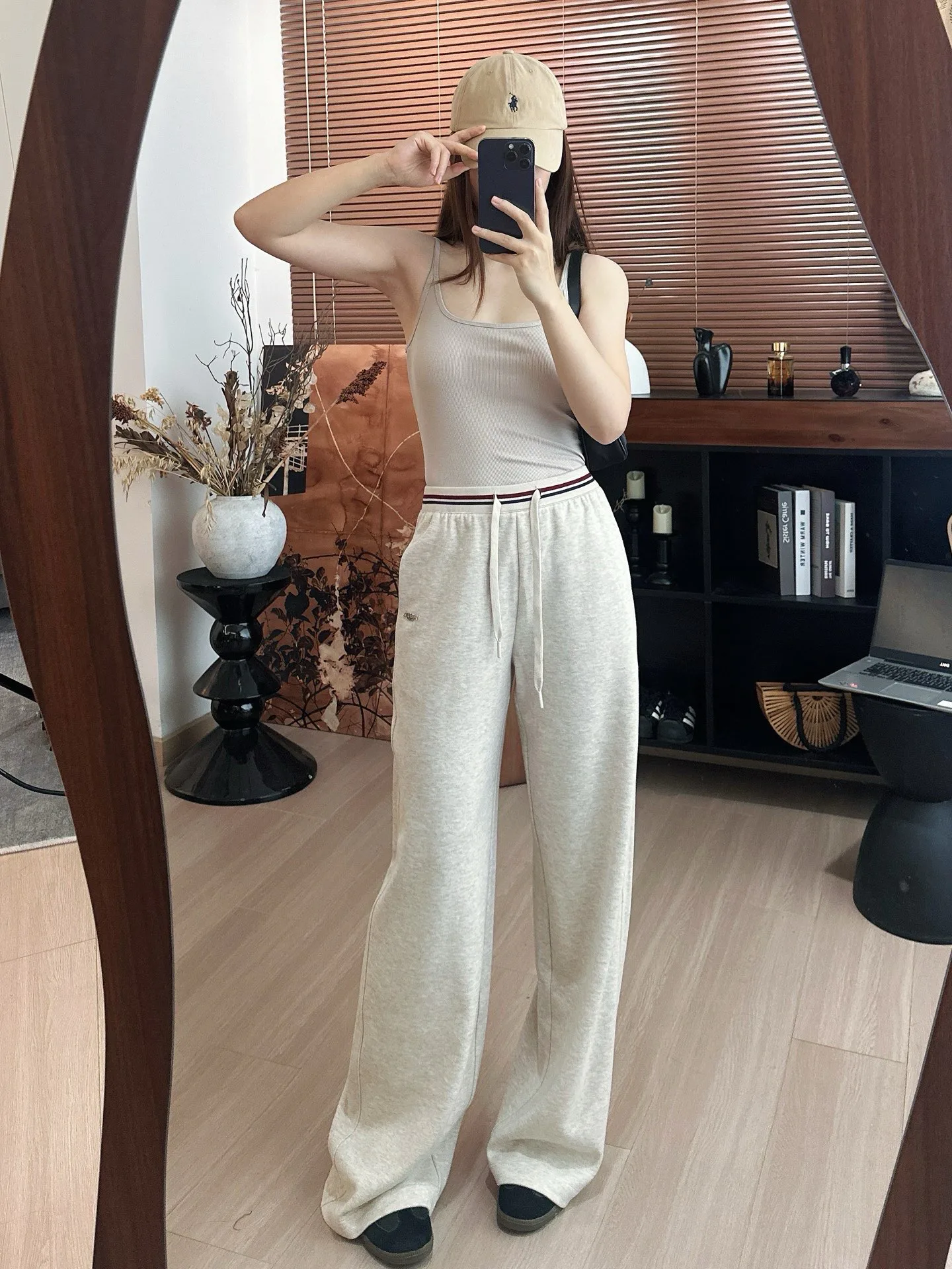 Women's Trousers PRADA 18473772