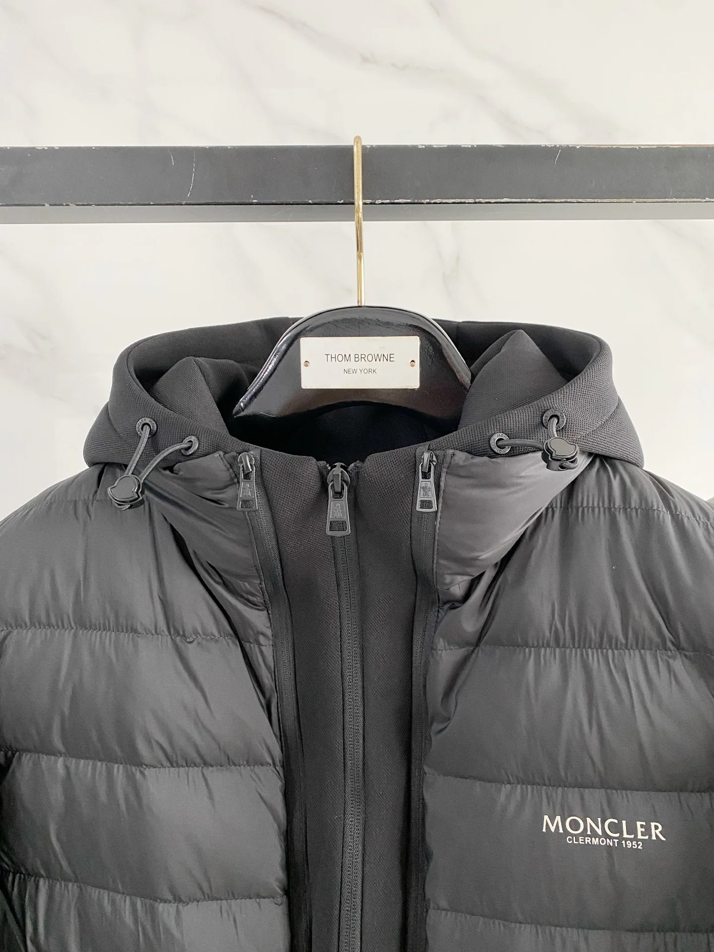 Men's Jackets And Down Jackets MONCLER 18510171