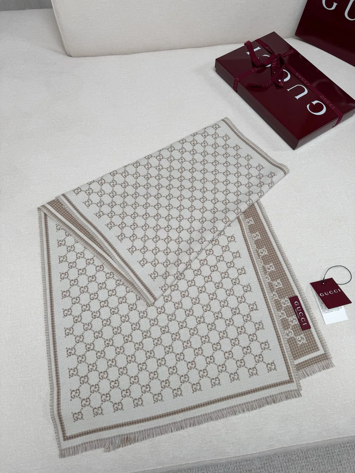 Scarves GUCCI 17992040