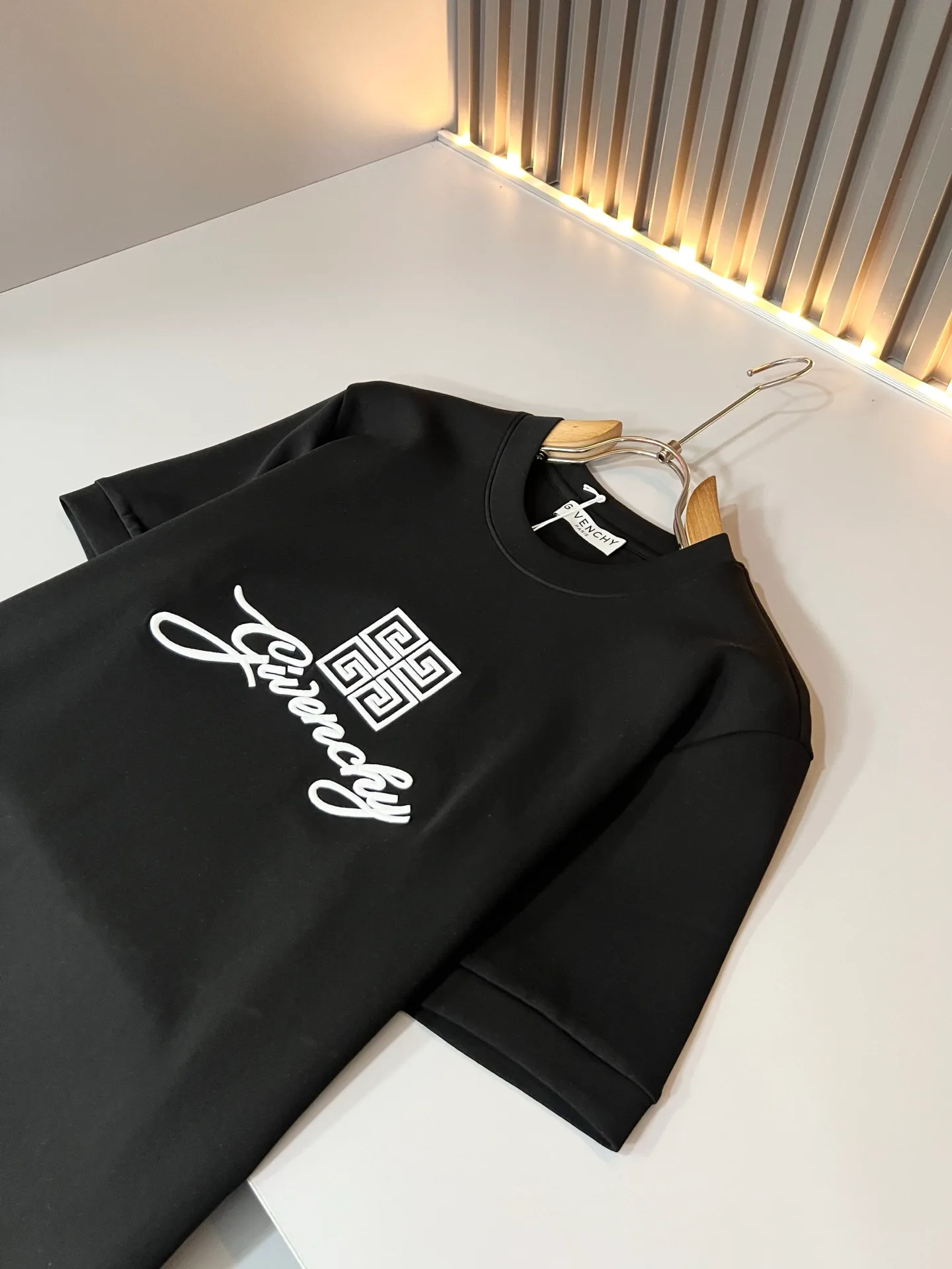 Men's T-Shirts GIVENCHY 18519526