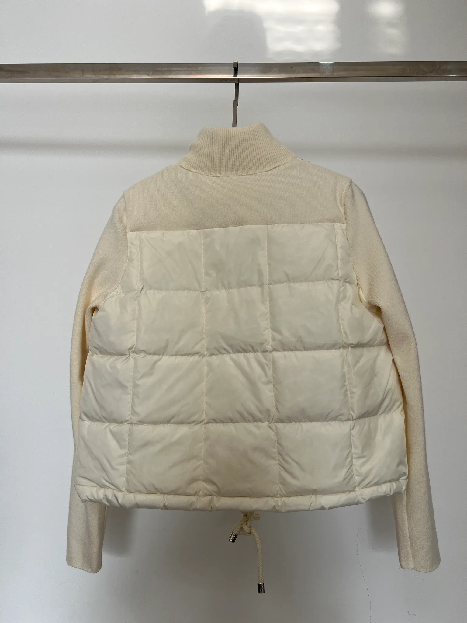 Women's Jackets And Down Jackets MONCLER 18416122
