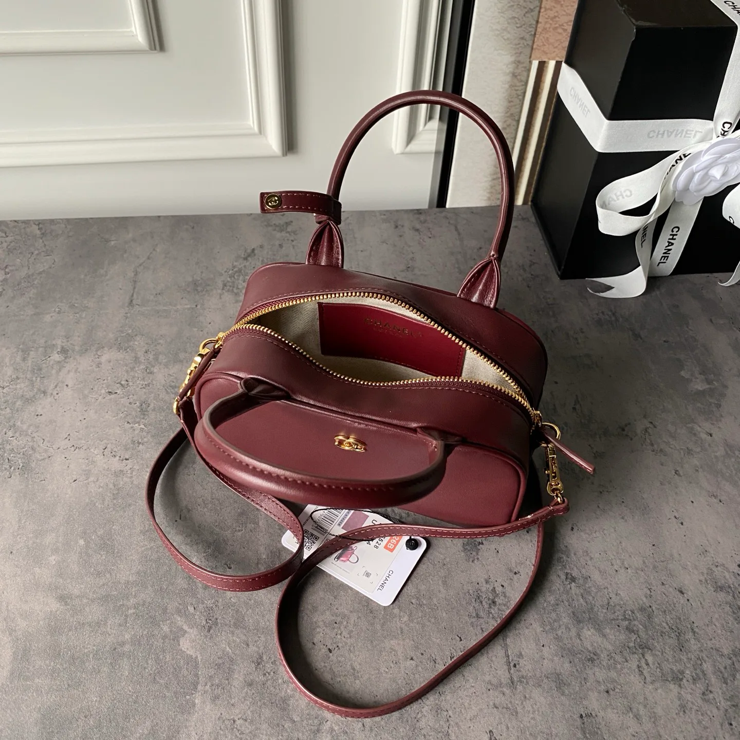 Women's Classic Handbags CHANEL 18208032