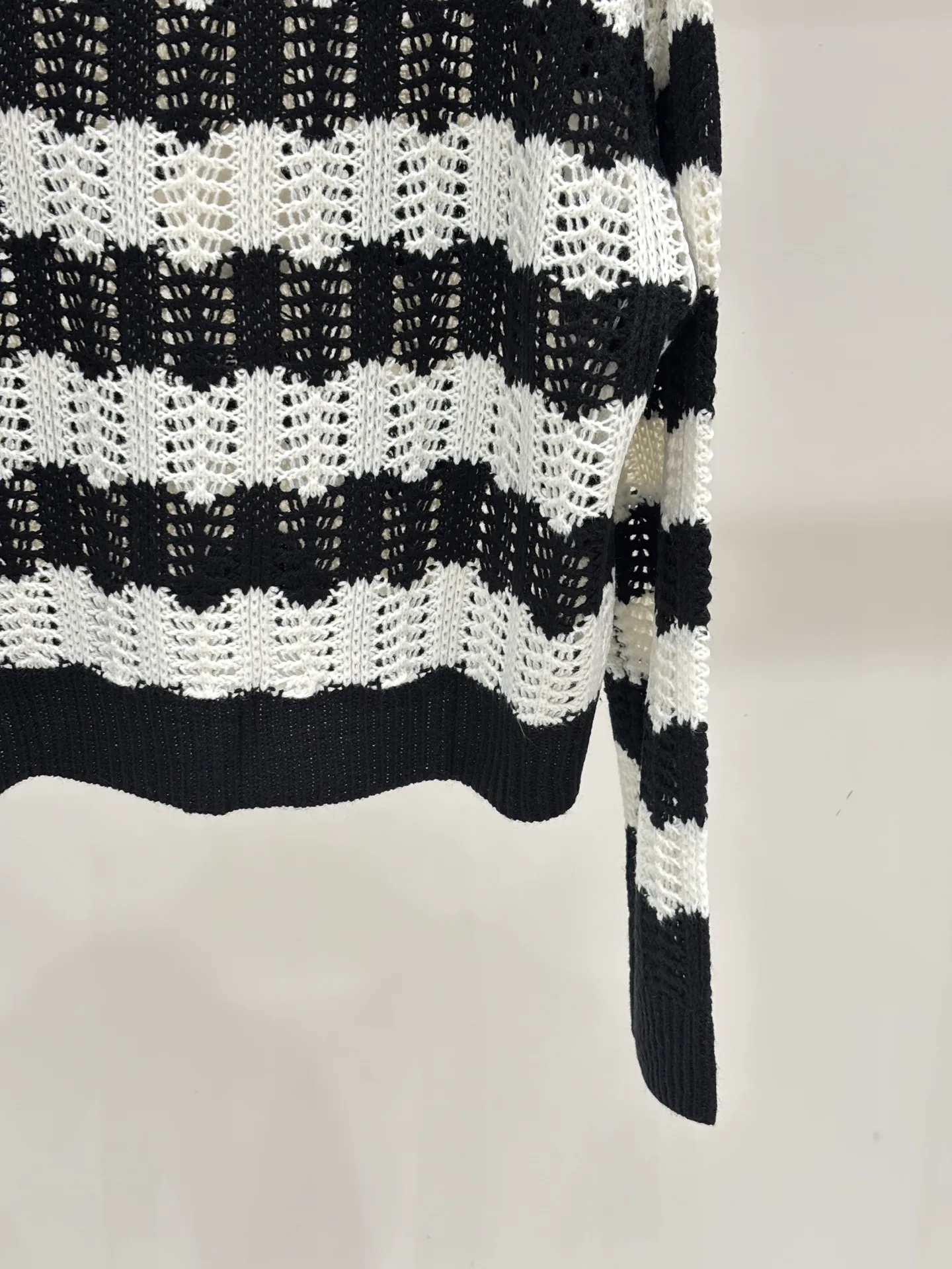 Women's Jumpers And Sweaters LOEWE 17203258