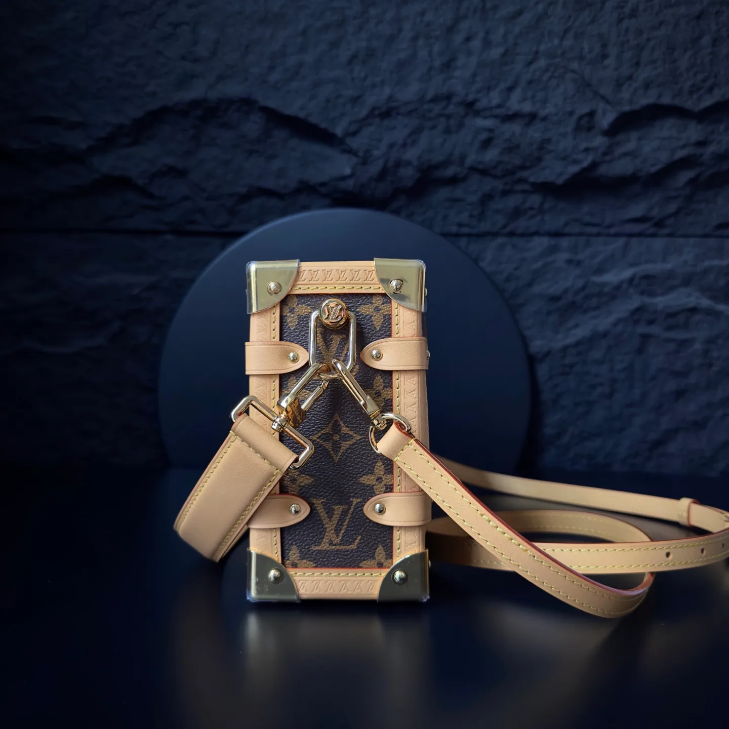 Классические Сумки Женские Louis Vuitton 18676161