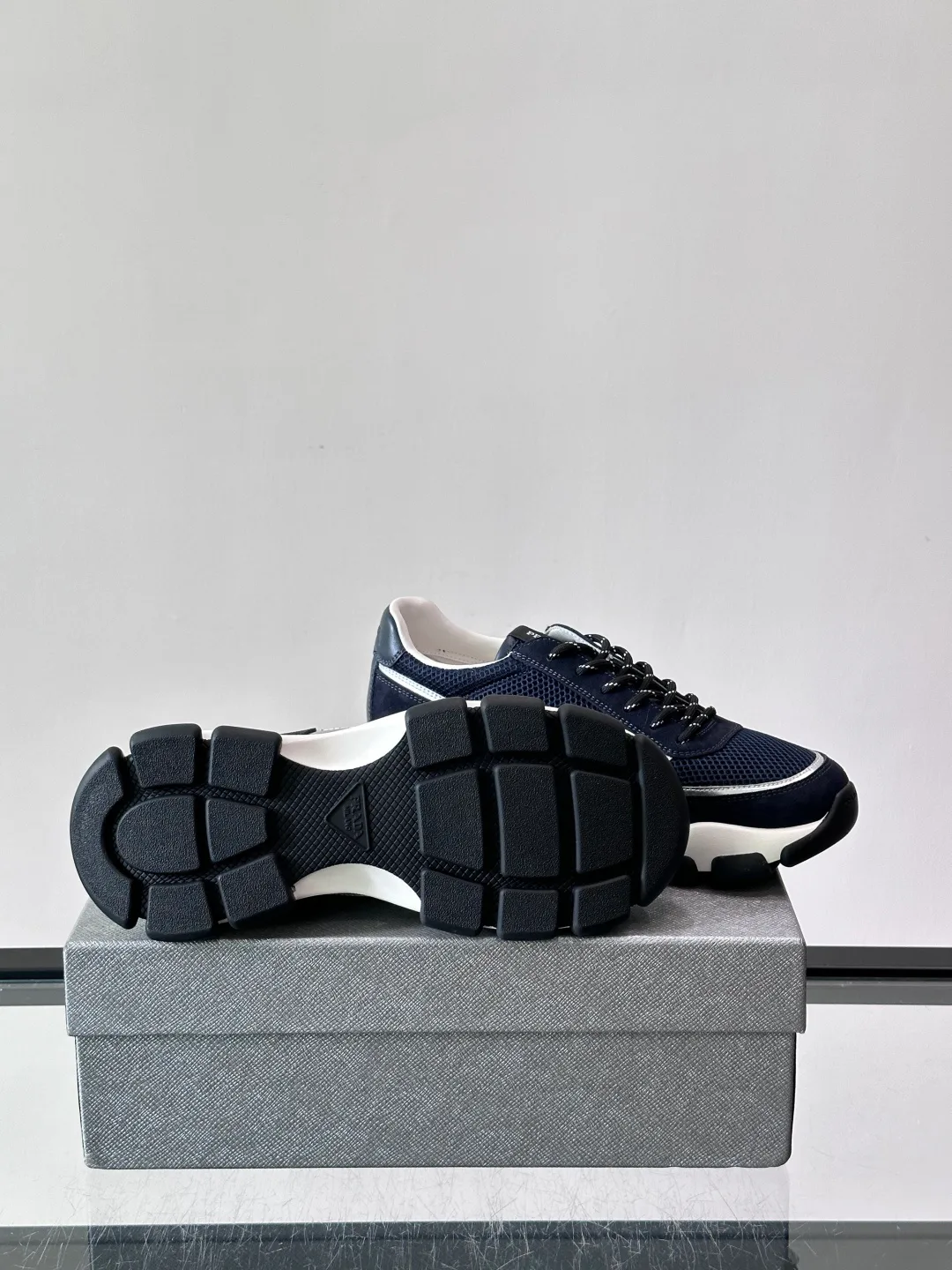 Men's Sneakers PRADA 18102778