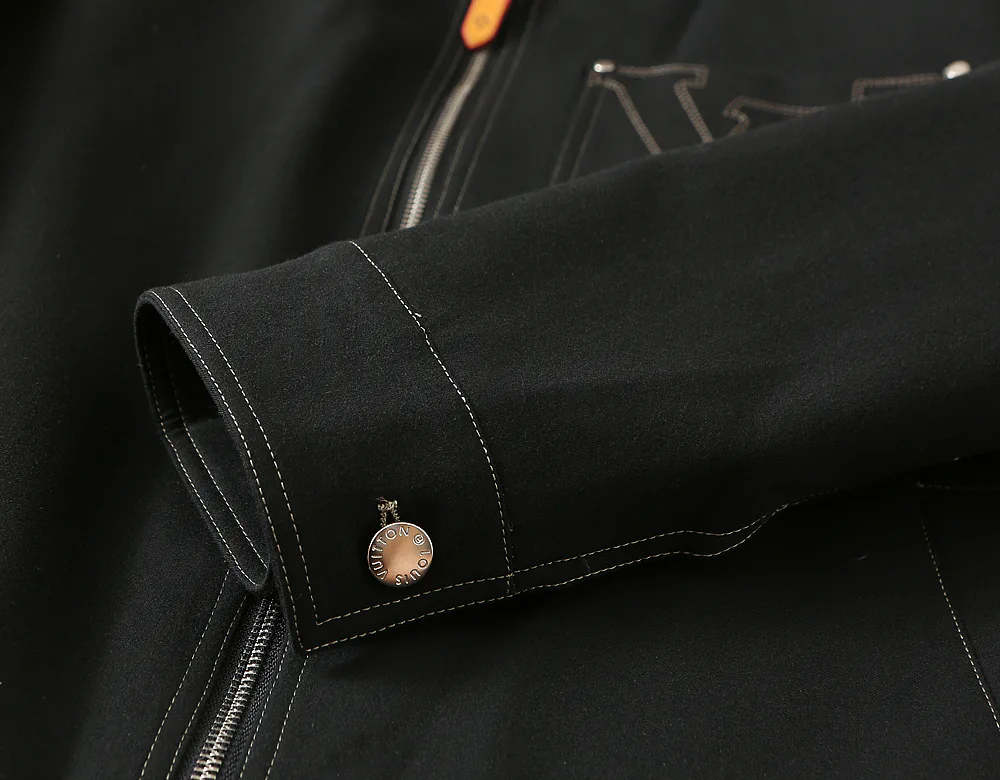 Men's Jackets And Down Jackets LOUIS VUITTON 18109359