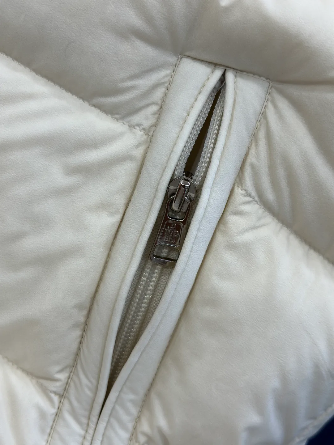 Men's Vests MONCLER 18260930