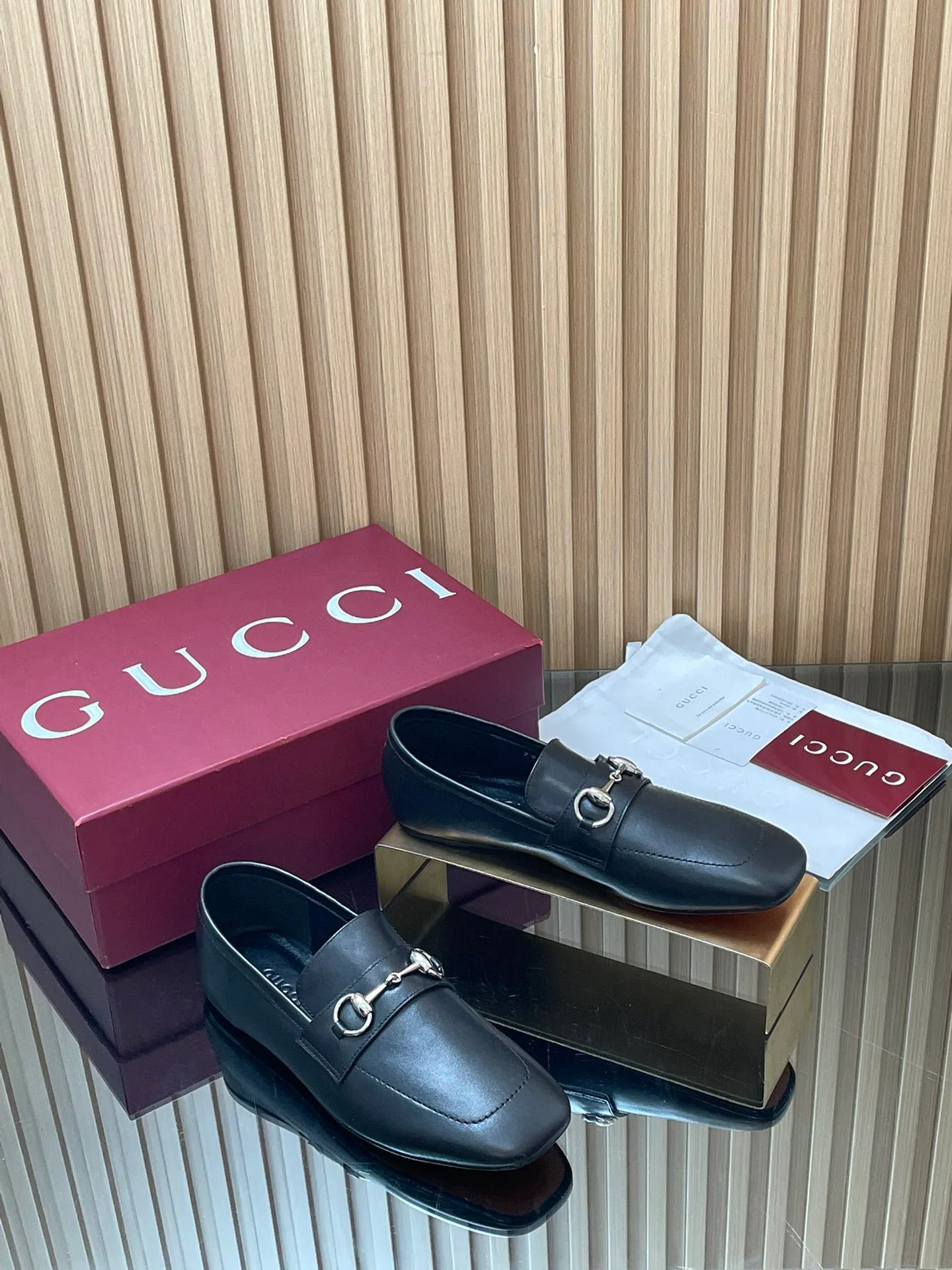 Women's Loafers And Moccasins GUCCI 17946823