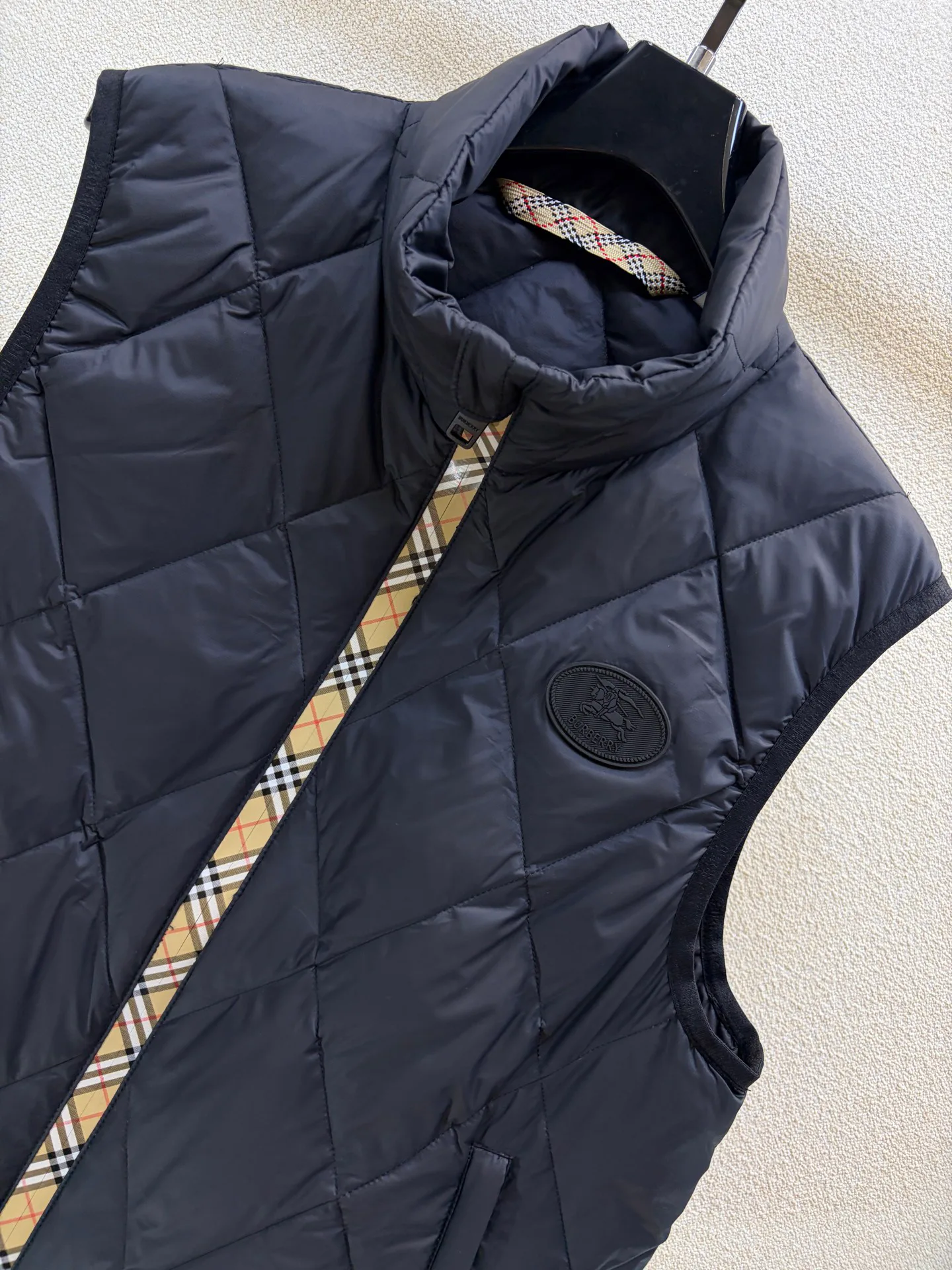 Women's Vests BURBERRY 18506584