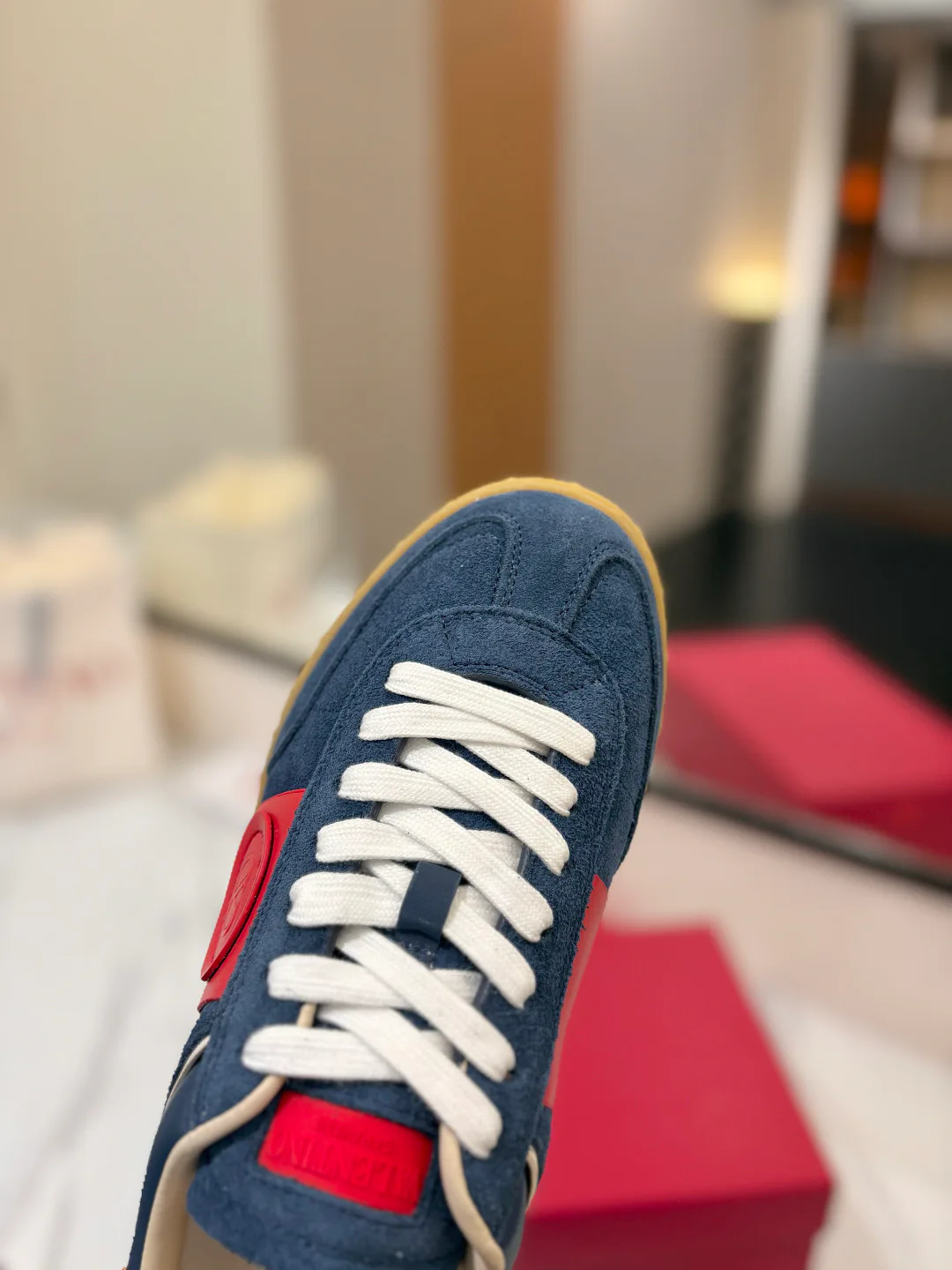 Women's Sneakers VALENTINO 18282467