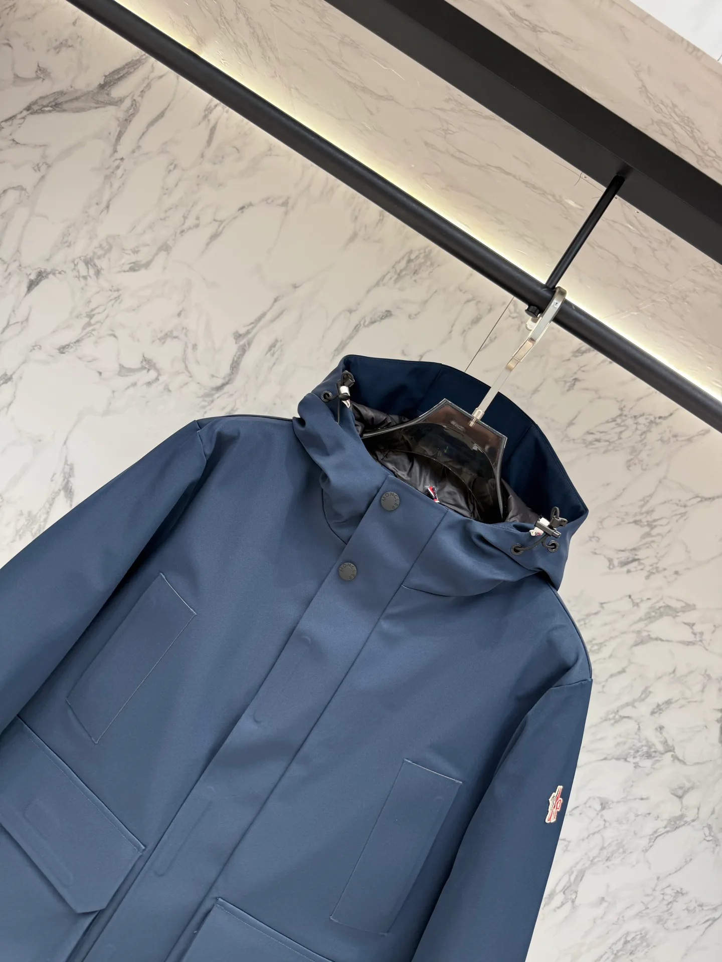 Men's Jackets And Down Jackets MONCLER 18480895