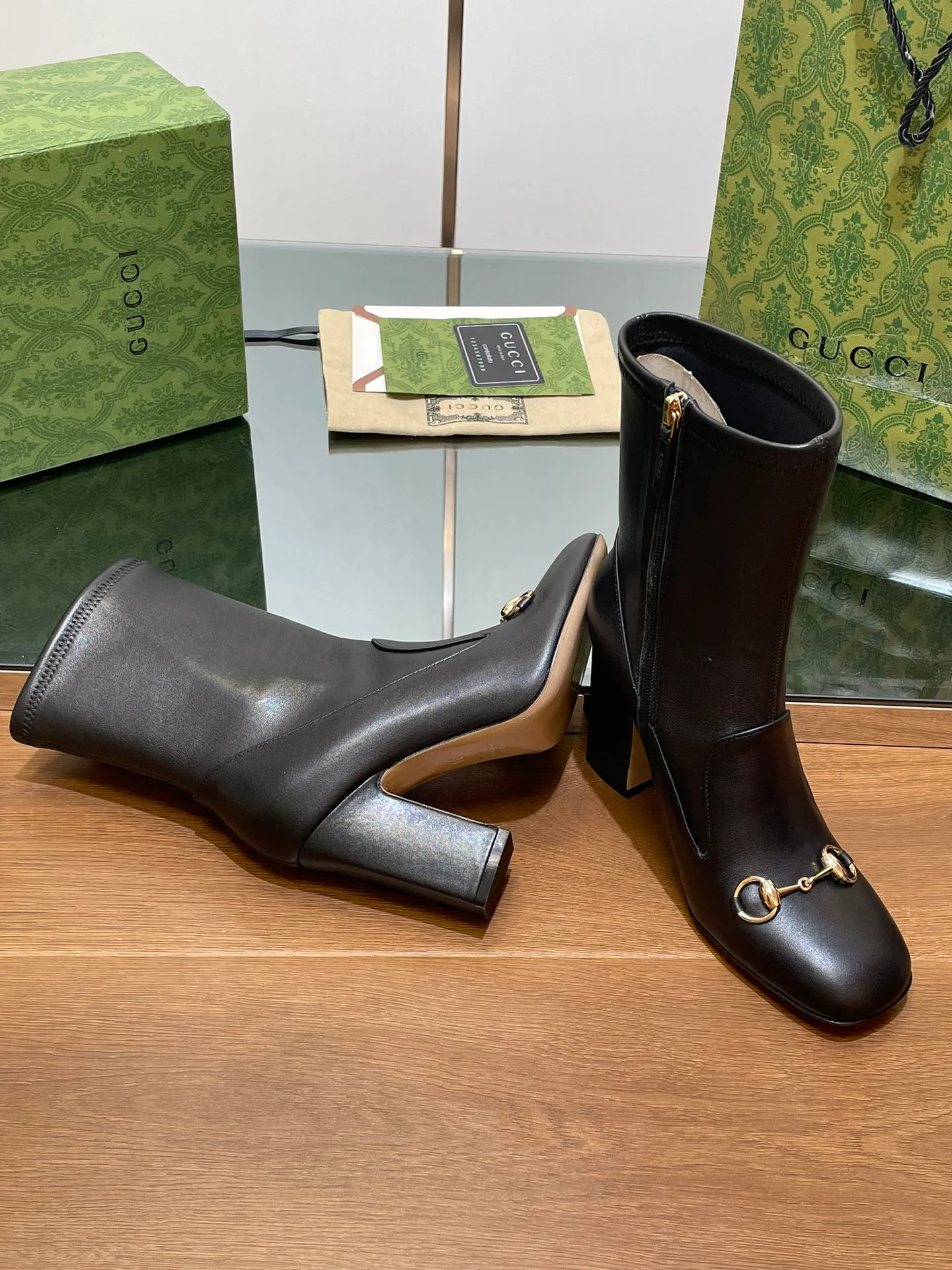 Women's Booties GUCCI 18083287