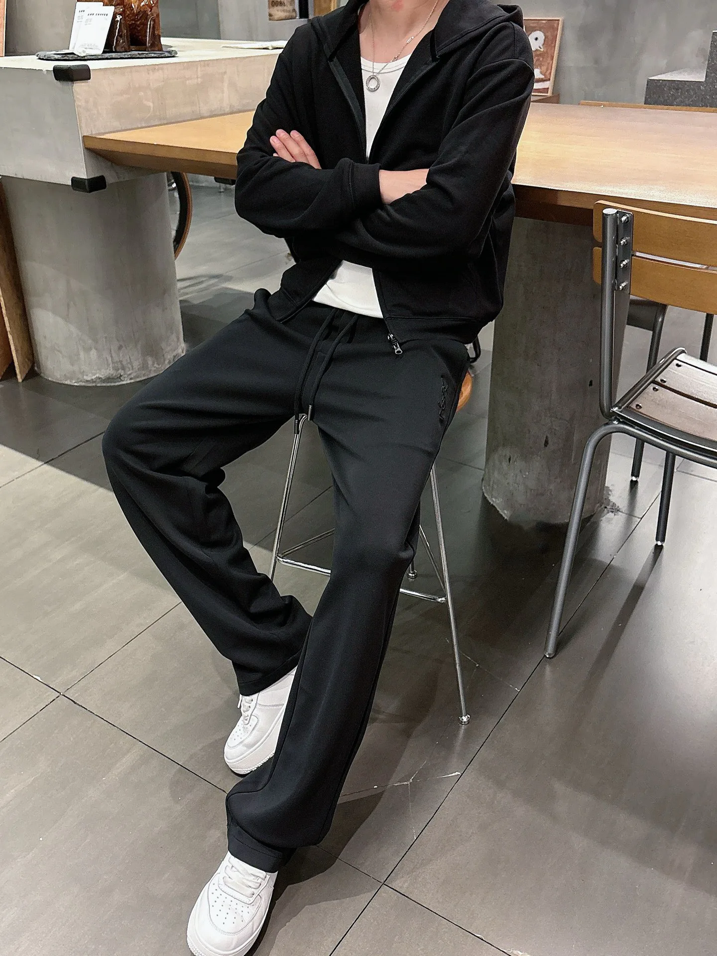 Брюки Мужские Saint Laurent 18596871