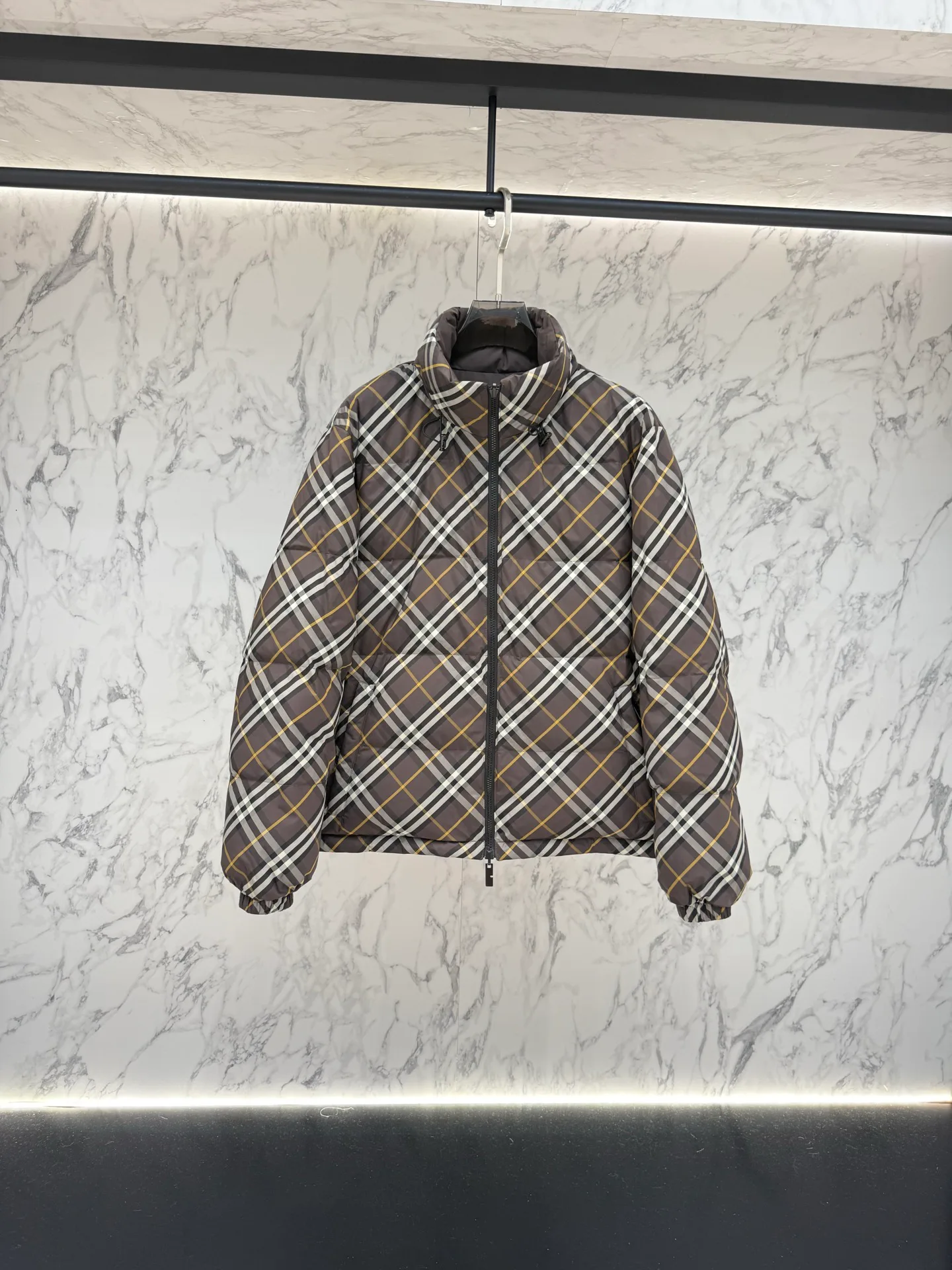 Men's Jackets And Down Jackets BURBERRY 17828642