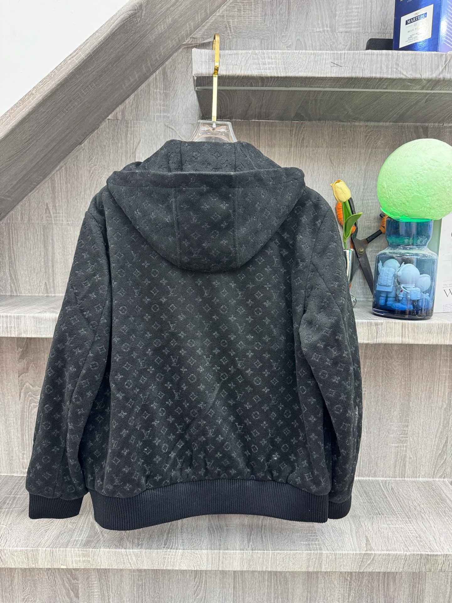 Men's Jackets And Down Jackets LOUIS VUITTON 18140194