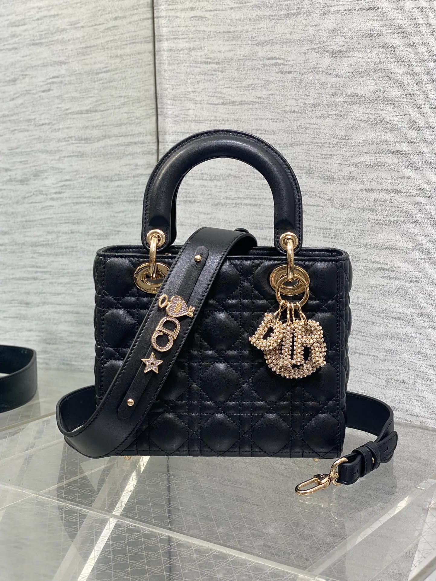 Women's Classic Handbags CHRISTIAN DIOR 18392948