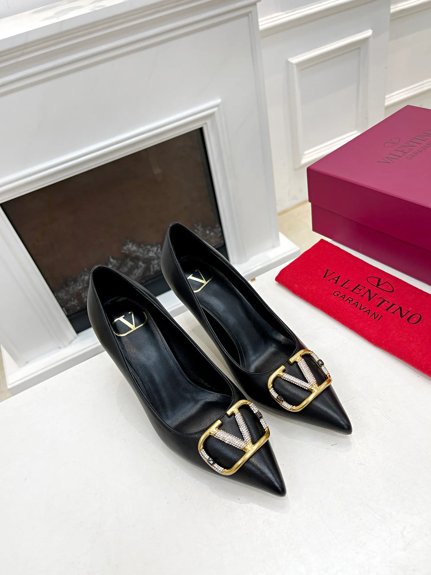Women's Heels VALENTINO 17956849