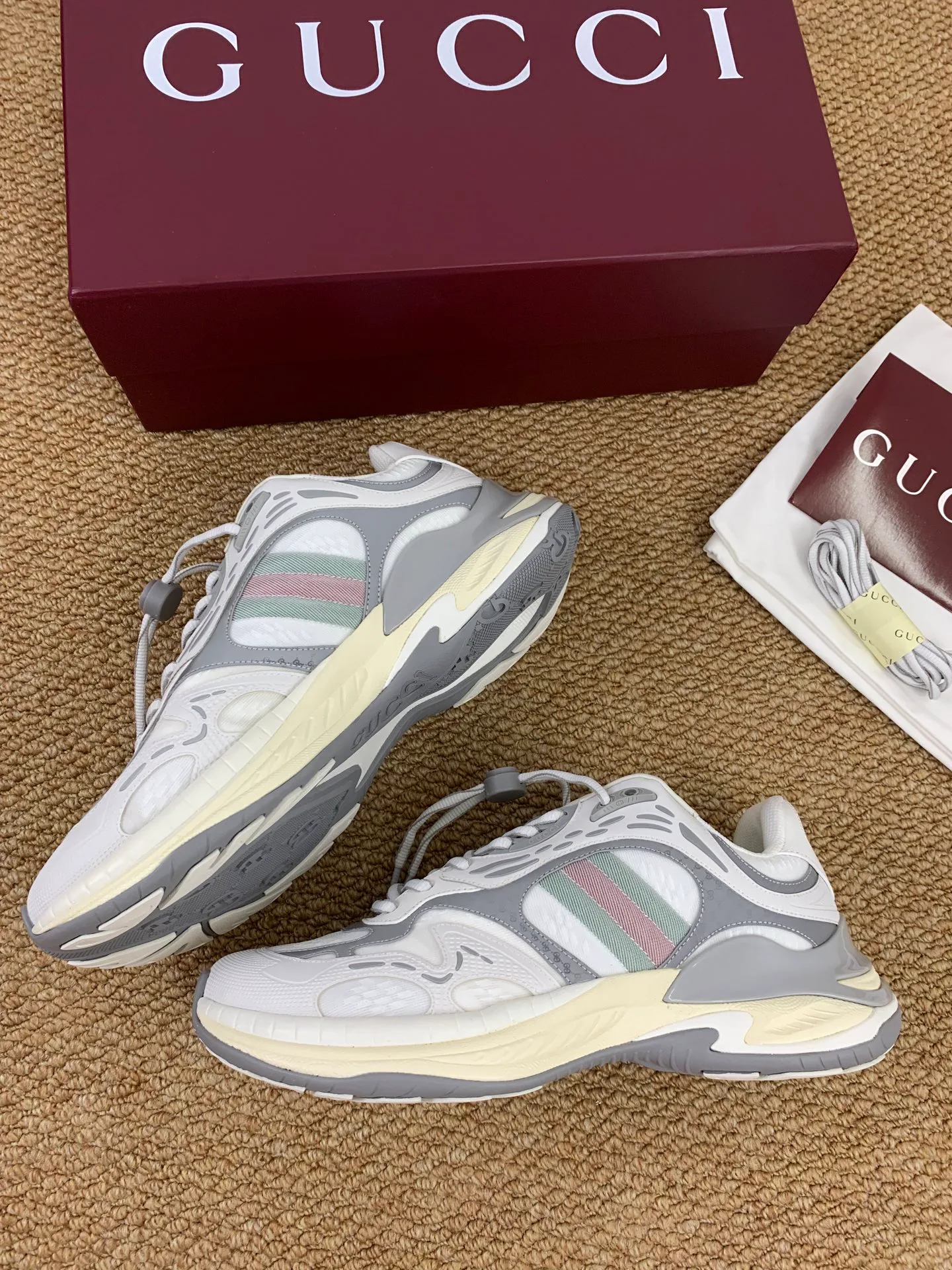 Women's Sneakers GUCCI 17545256