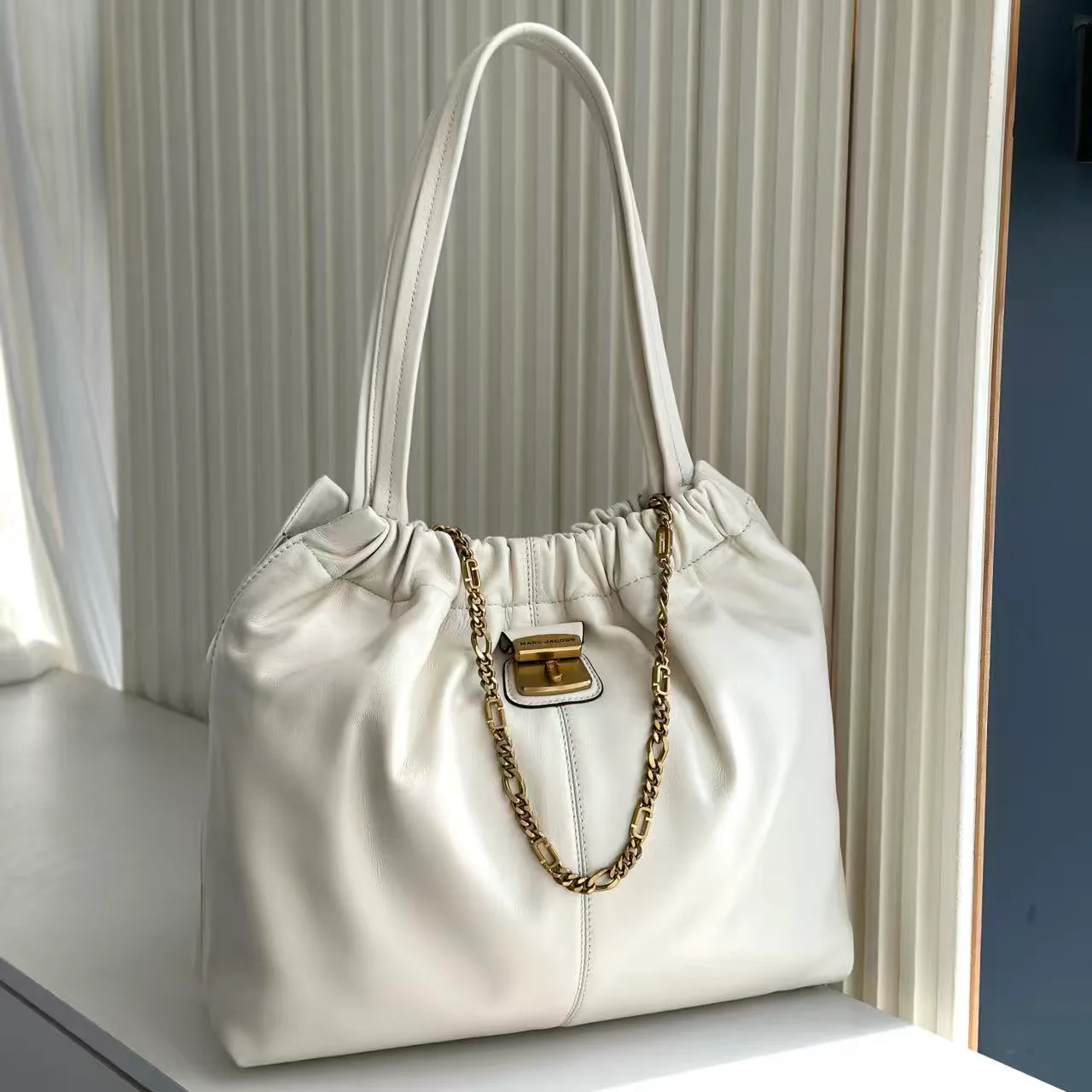 Women's Classic Handbags MARC JACOBS 18517280