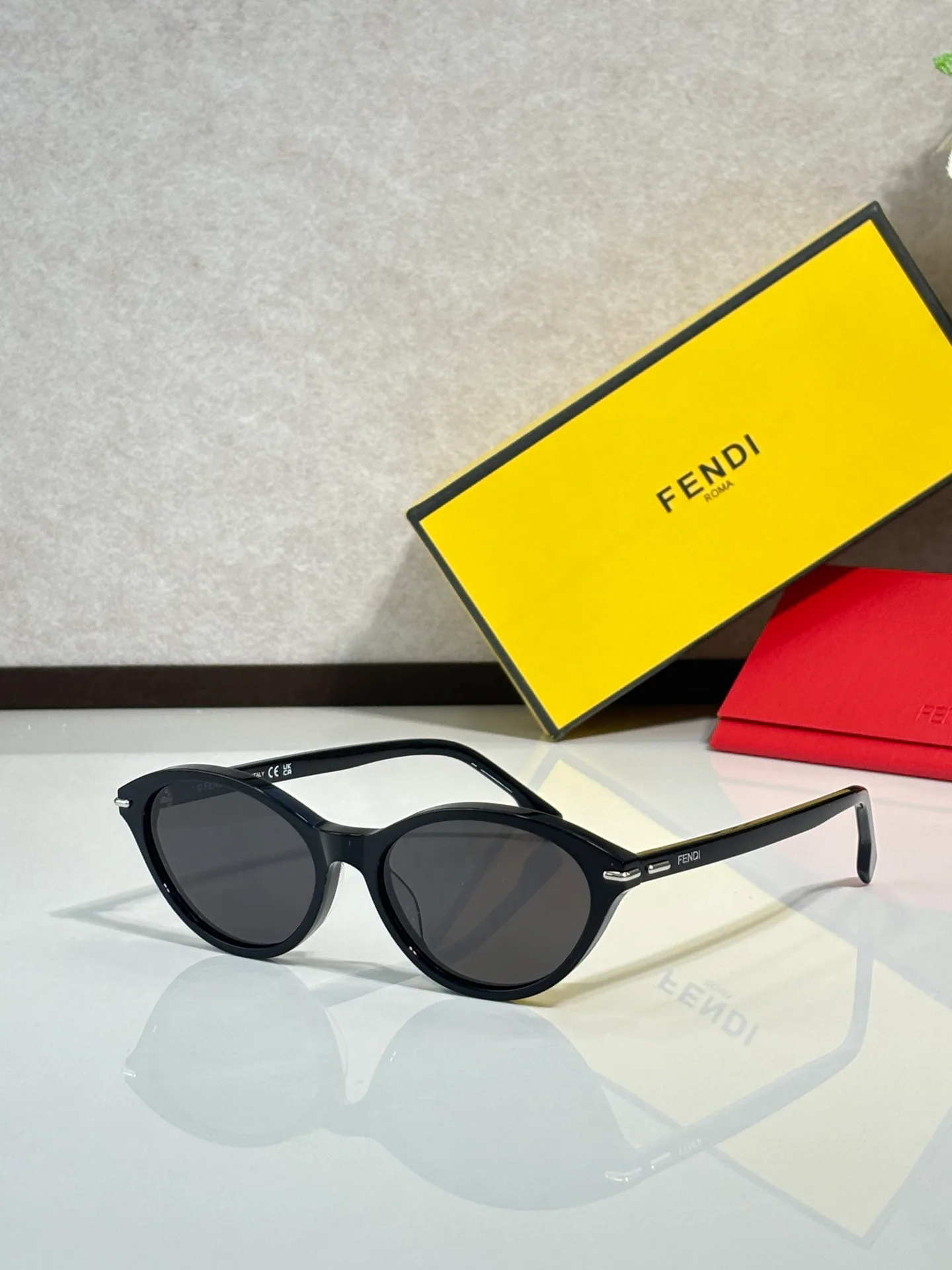 Glasses FENDI 18490171