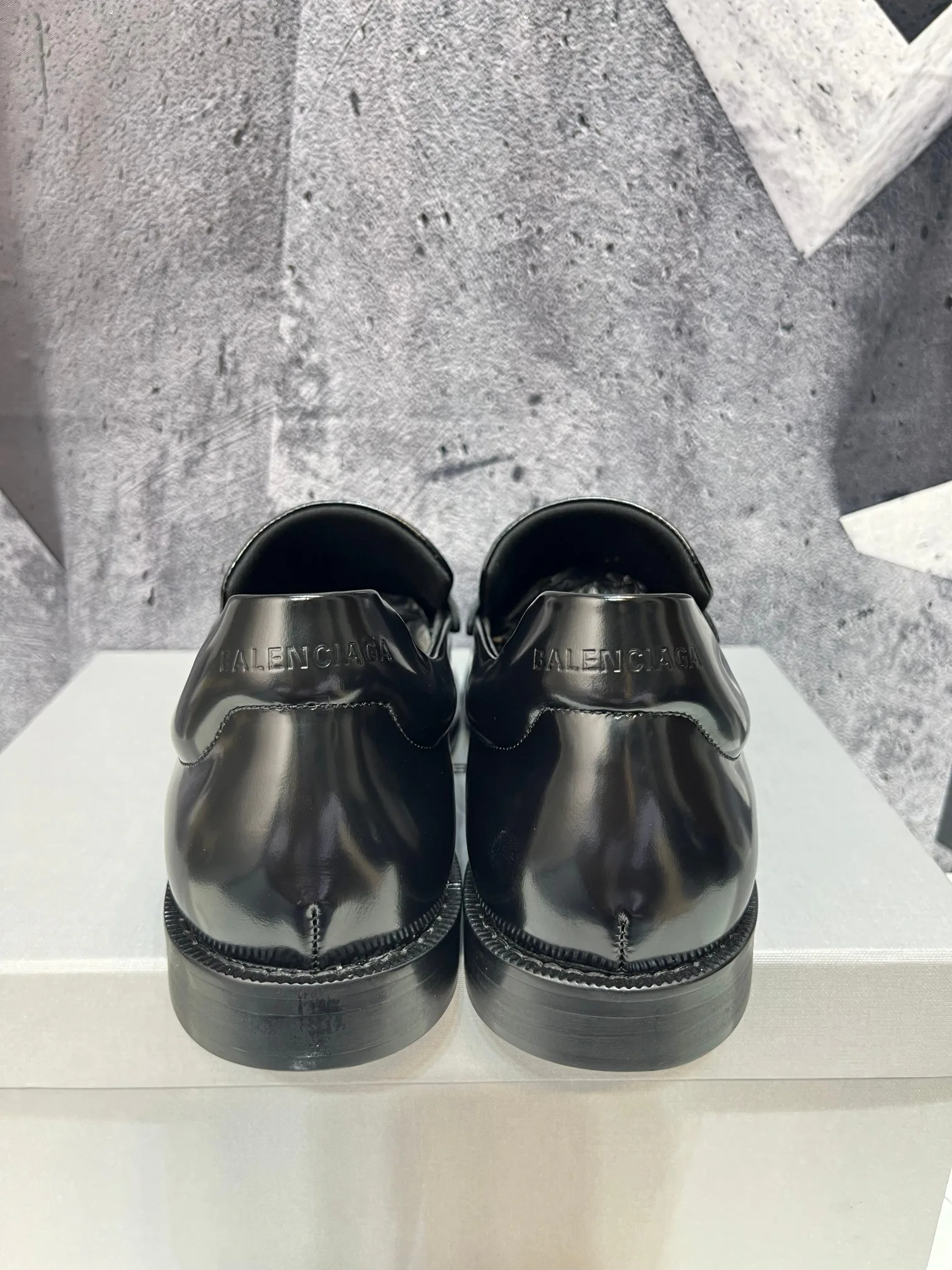 Men's Loafers And Dress Shoes BALENCIAGA 17962265