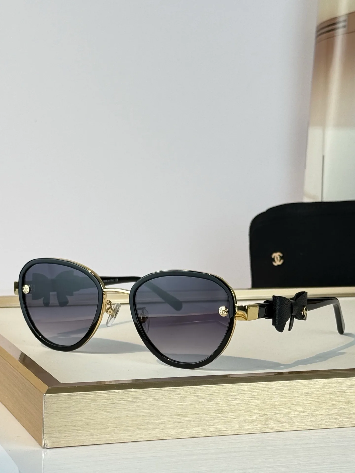 Glasses CHANEL 17366491