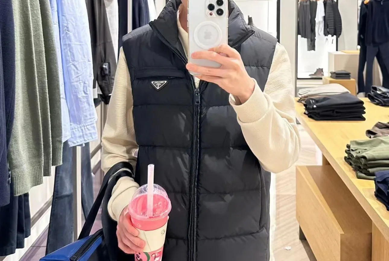 Women's Vests PRADA 18007674