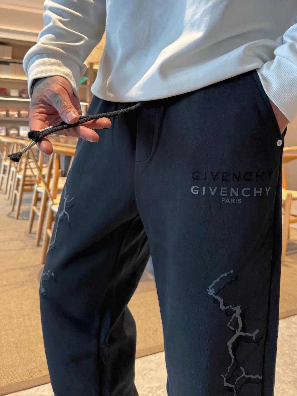 Men's Trousers GIVENCHY 18345771