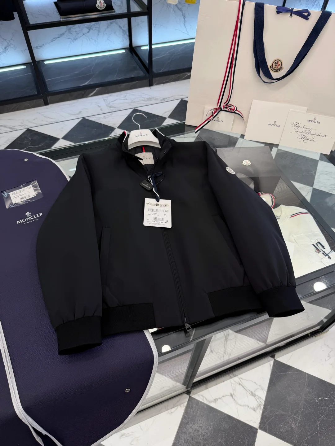 Куртки И Пуховики Мужские Moncler 18596196