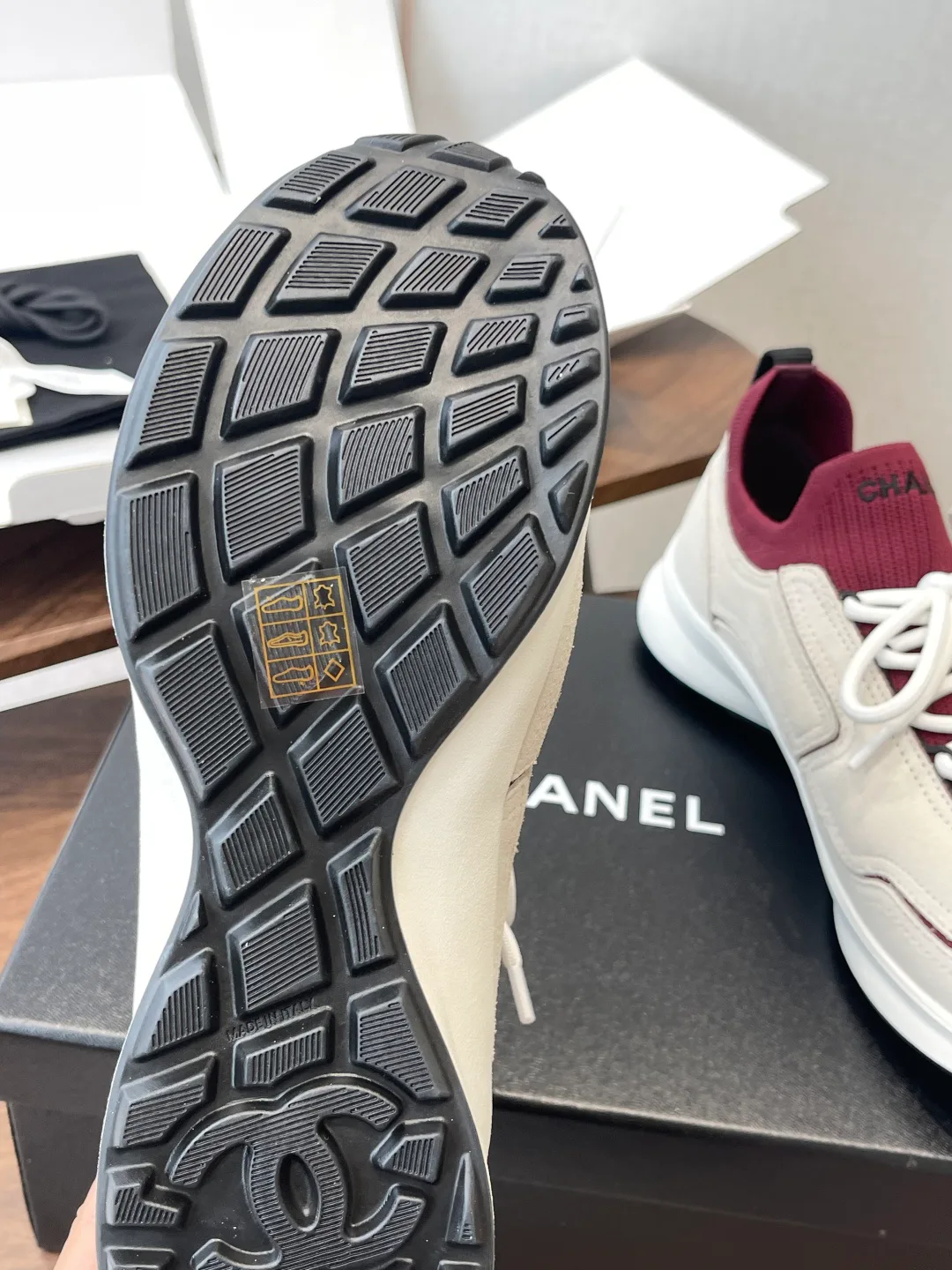 Women's Sneakers CHANEL 17364708