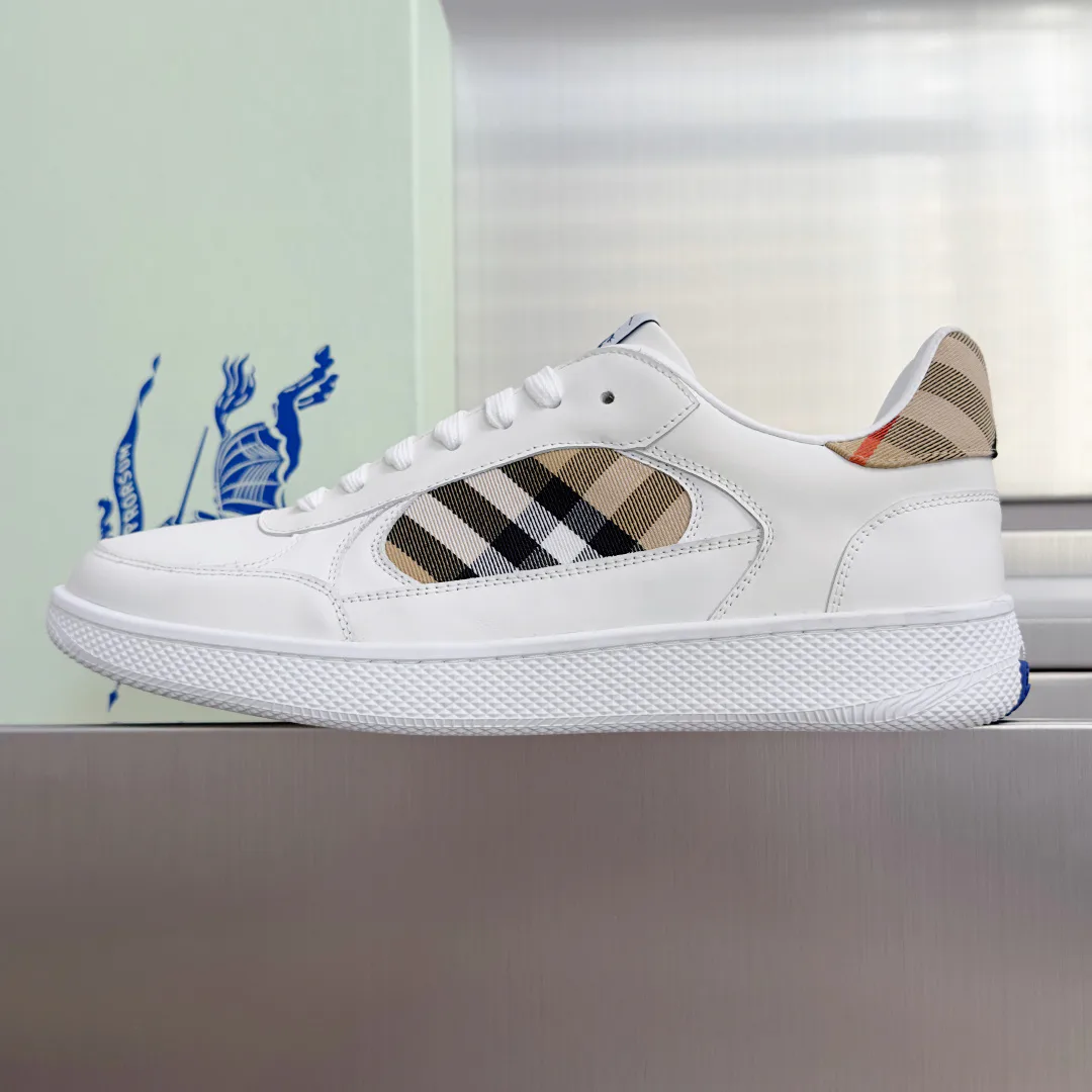 Women's Sneakers BURBERRY 17810103