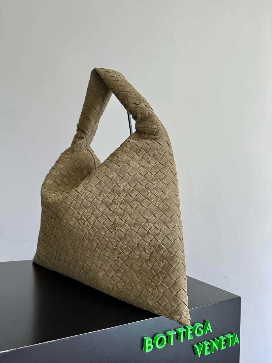 Women's Classic Handbags BOTTEGA VENETA 17804052
