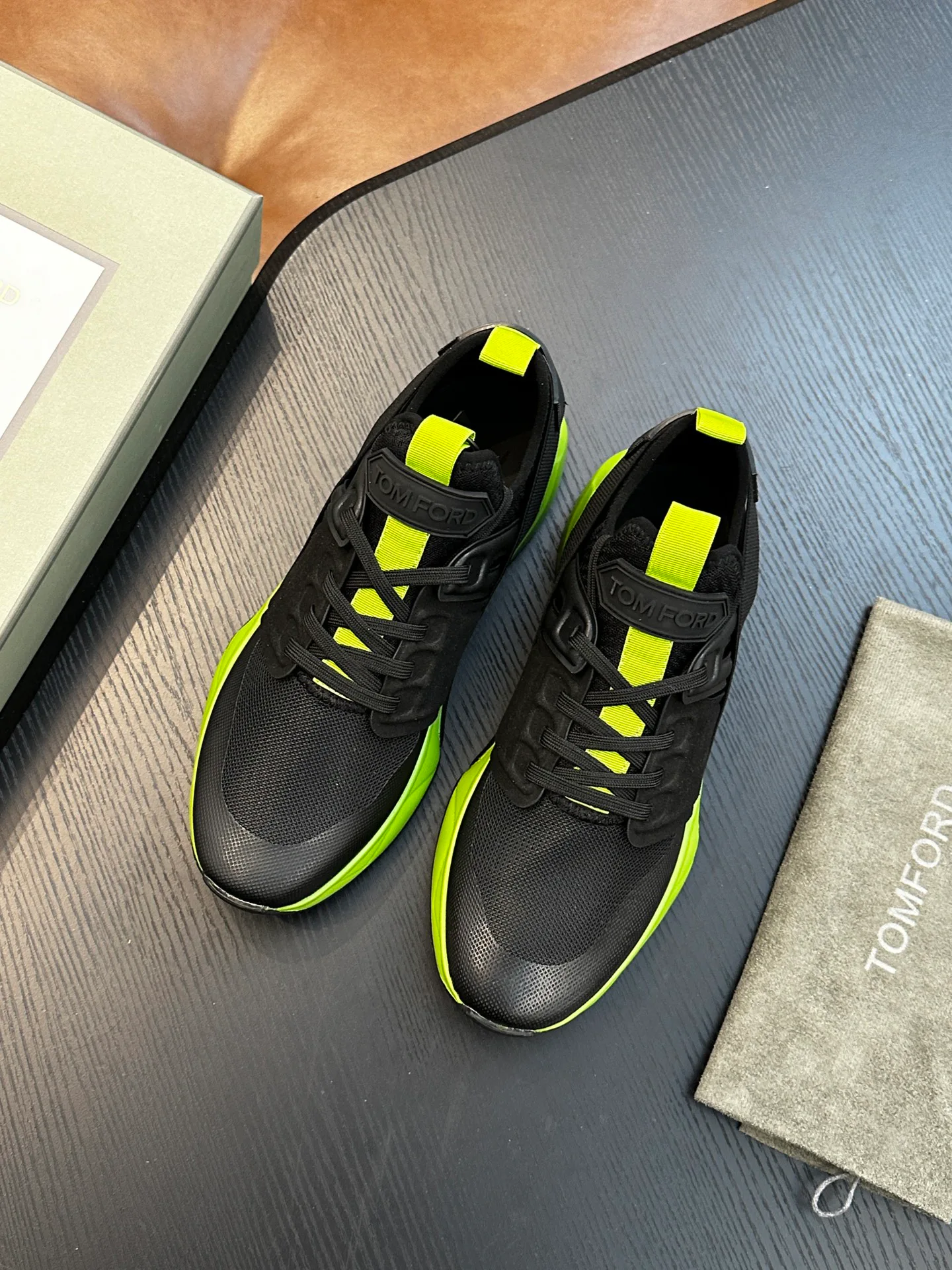 Men's Sneakers TOM FORD 18118657