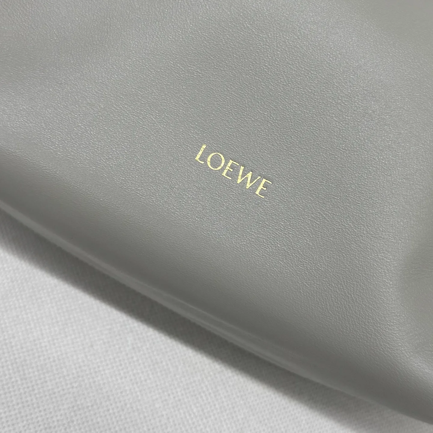 Women's Classic Handbags LOEWE 17829090