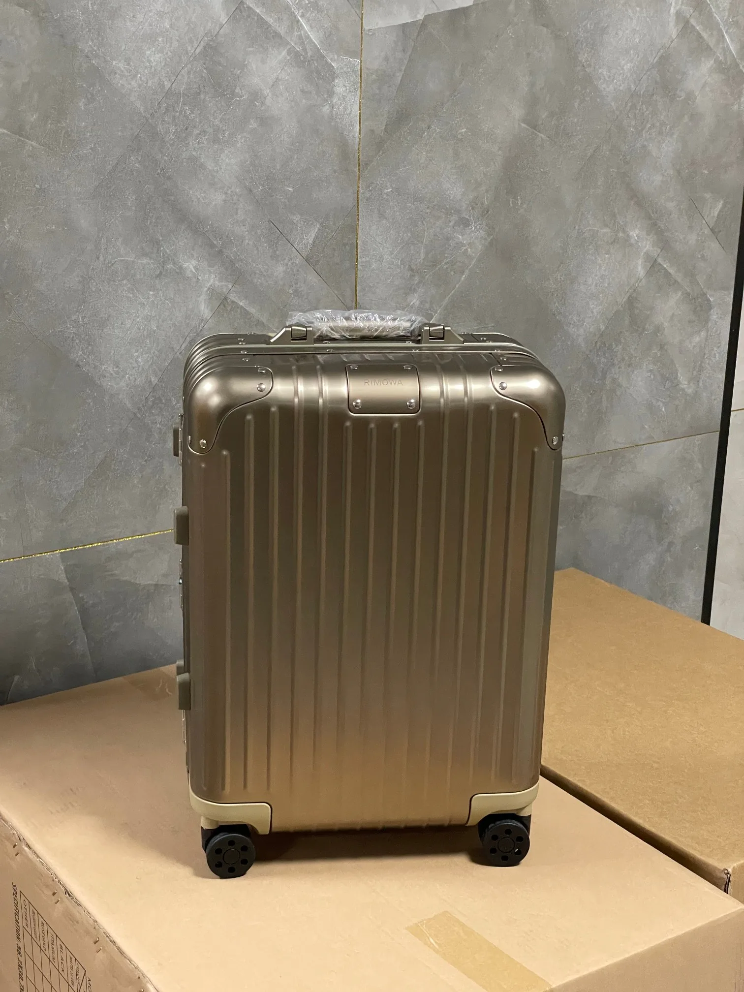 Suitcases RIMOWA 17365964