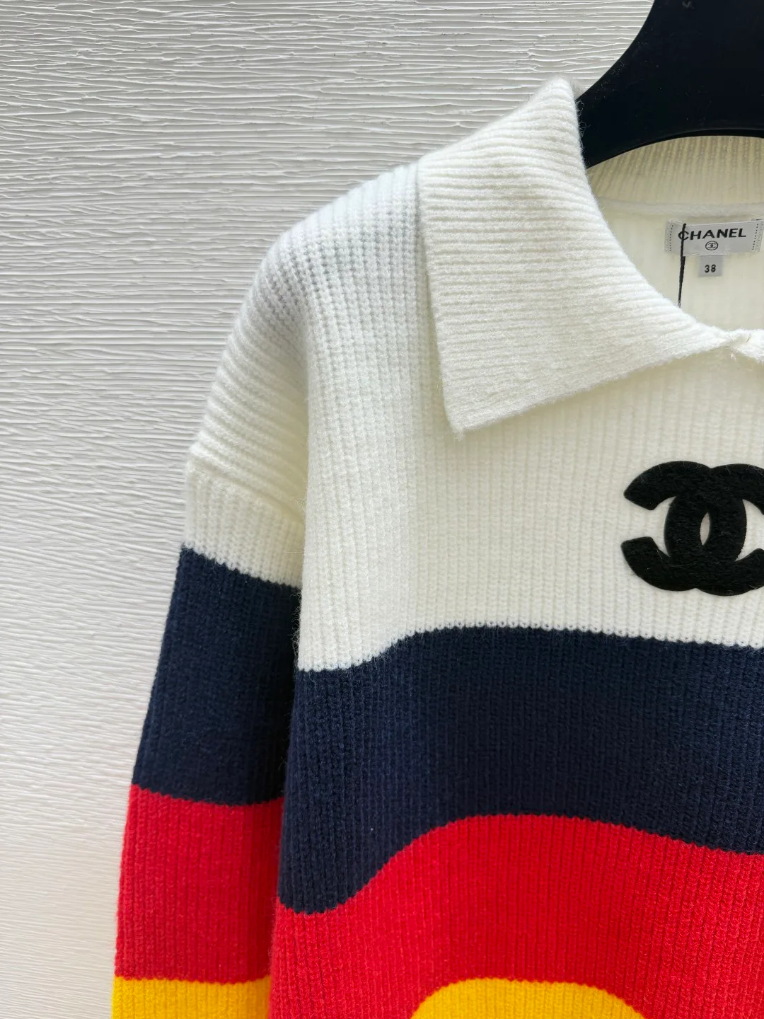 Women's Jumpers And Sweaters CHANEL 18029009