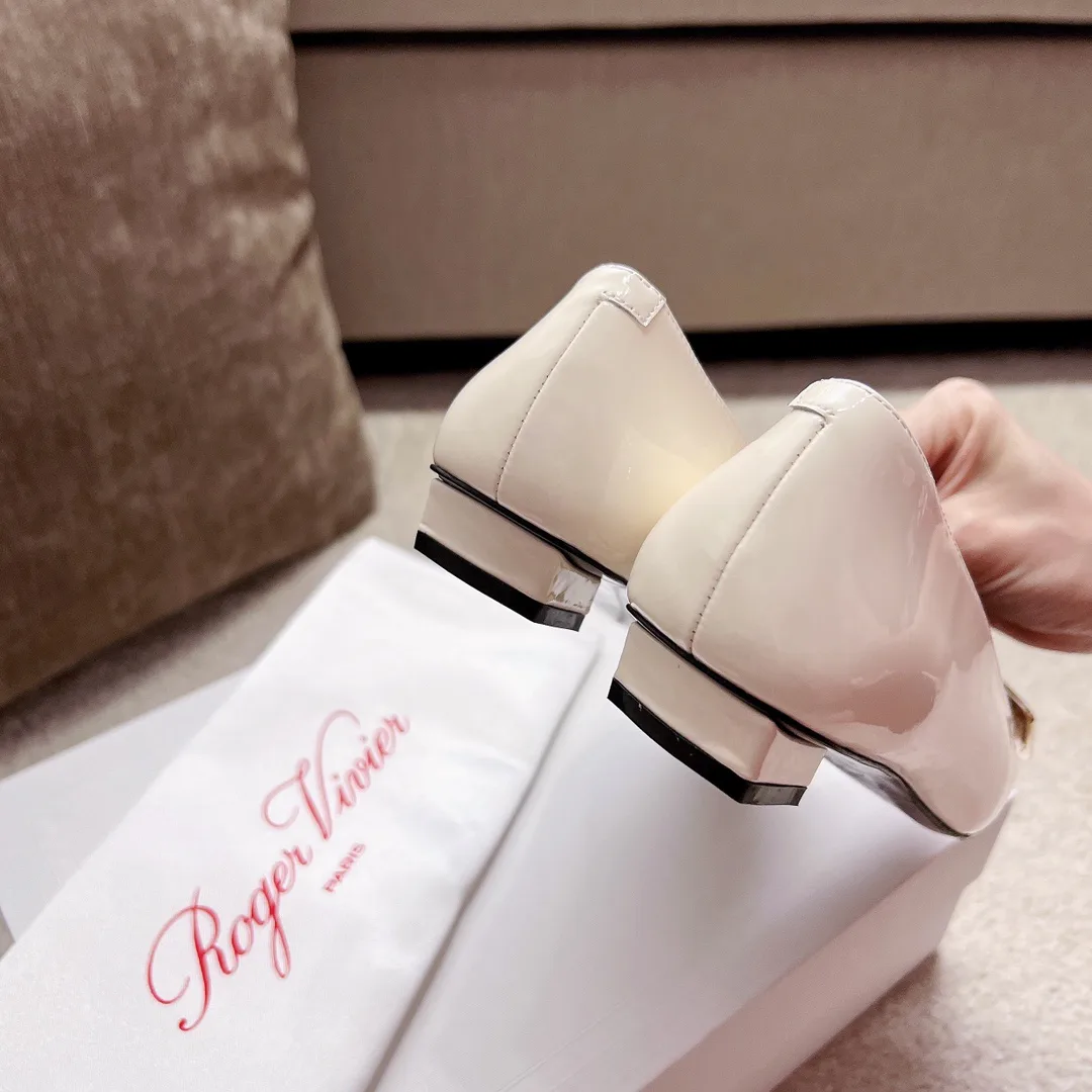 Women's Heels ROGER VIVIER 17550709