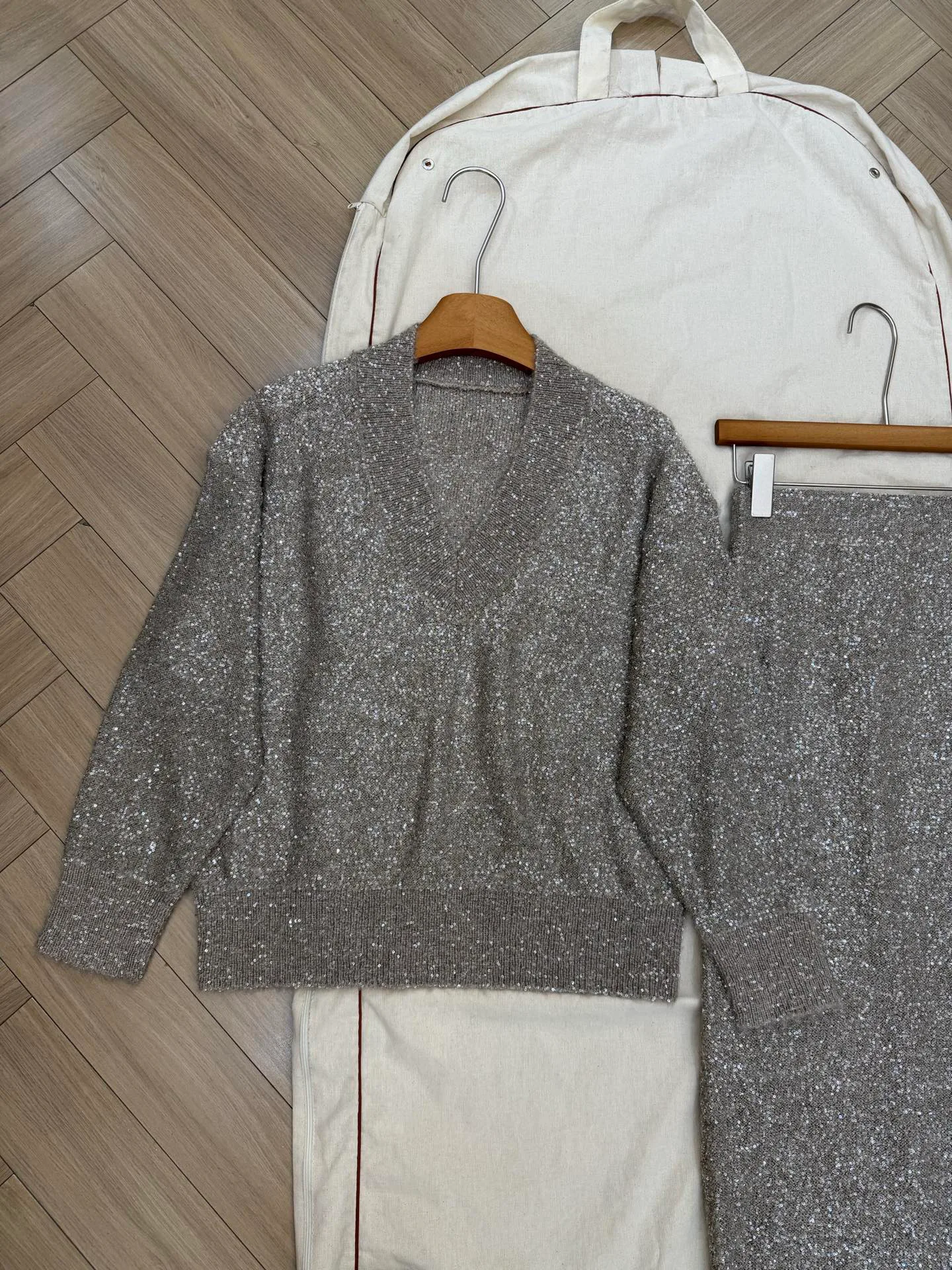 Women's Jumpers And Sweaters BRUNELLO CUCINELLI 17944707