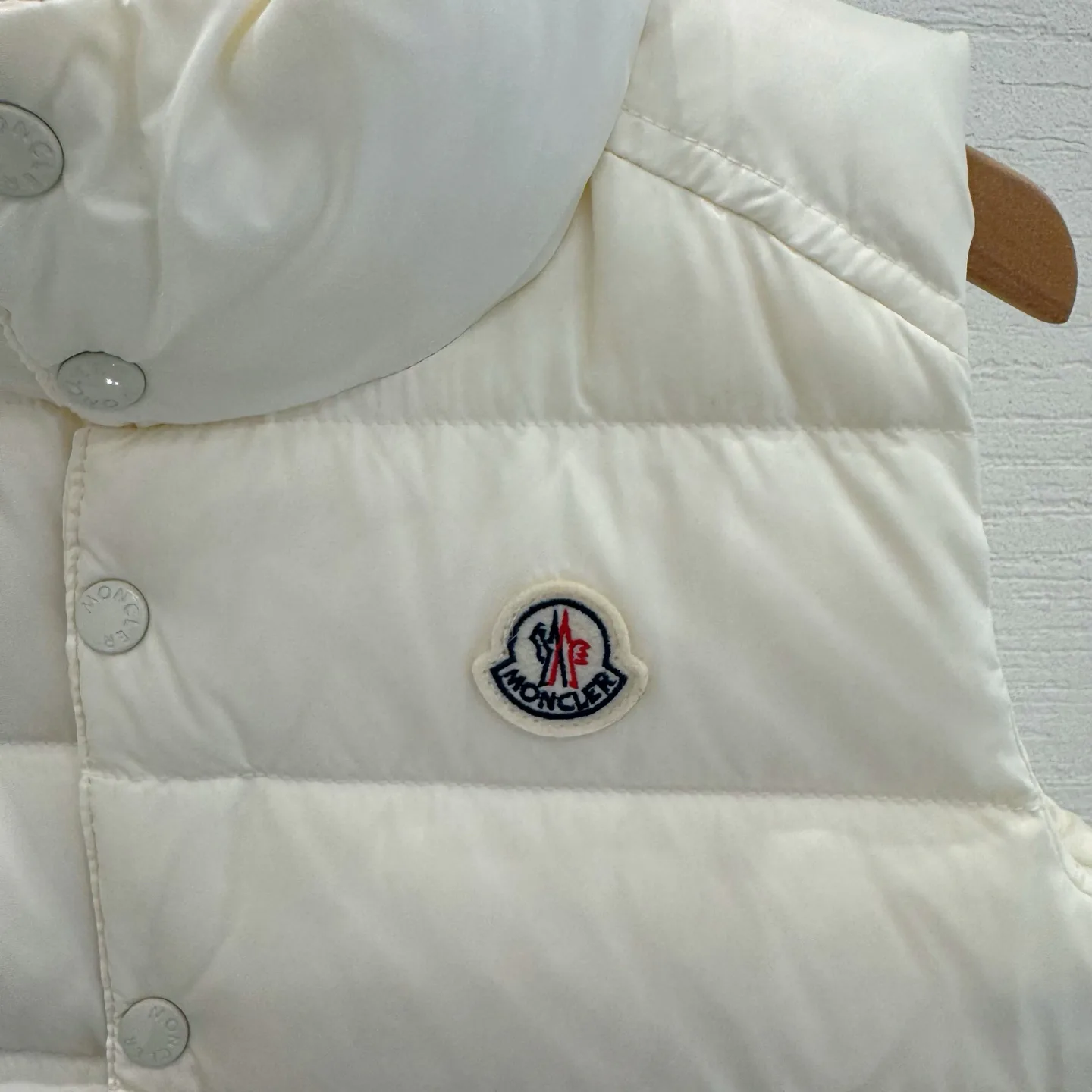 Men's Vests MONCLER 18434465