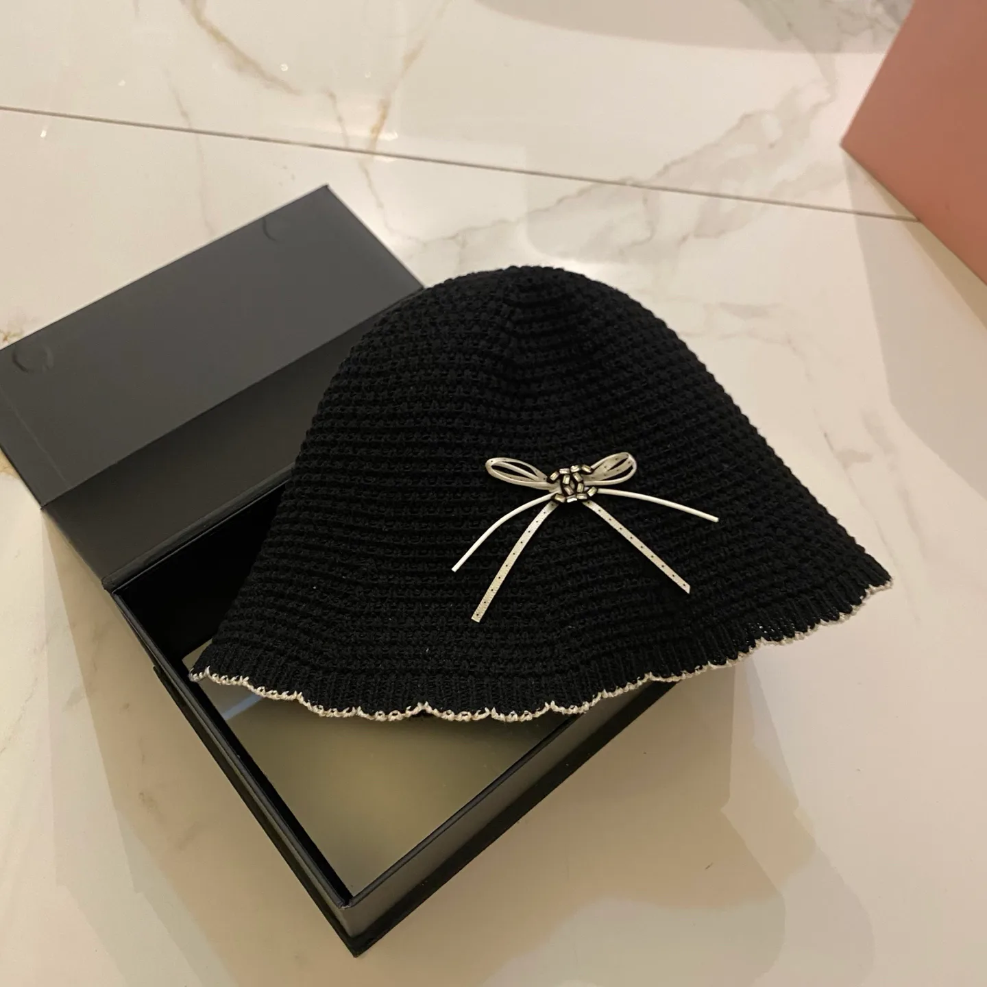Hats CHANEL 17498306