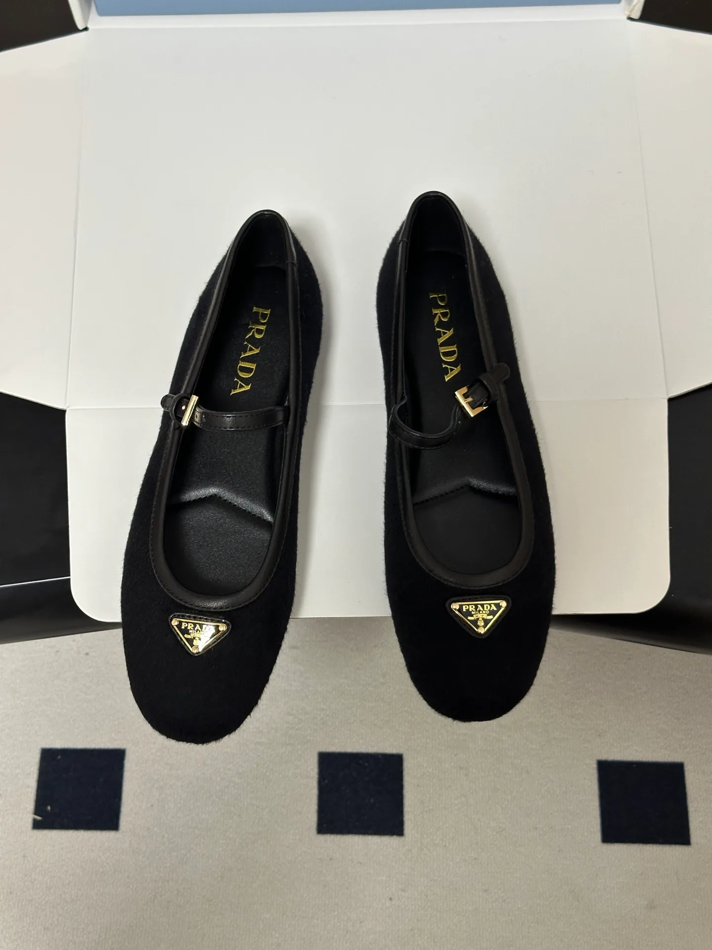 Women's Ballet Flats PRADA 18520371